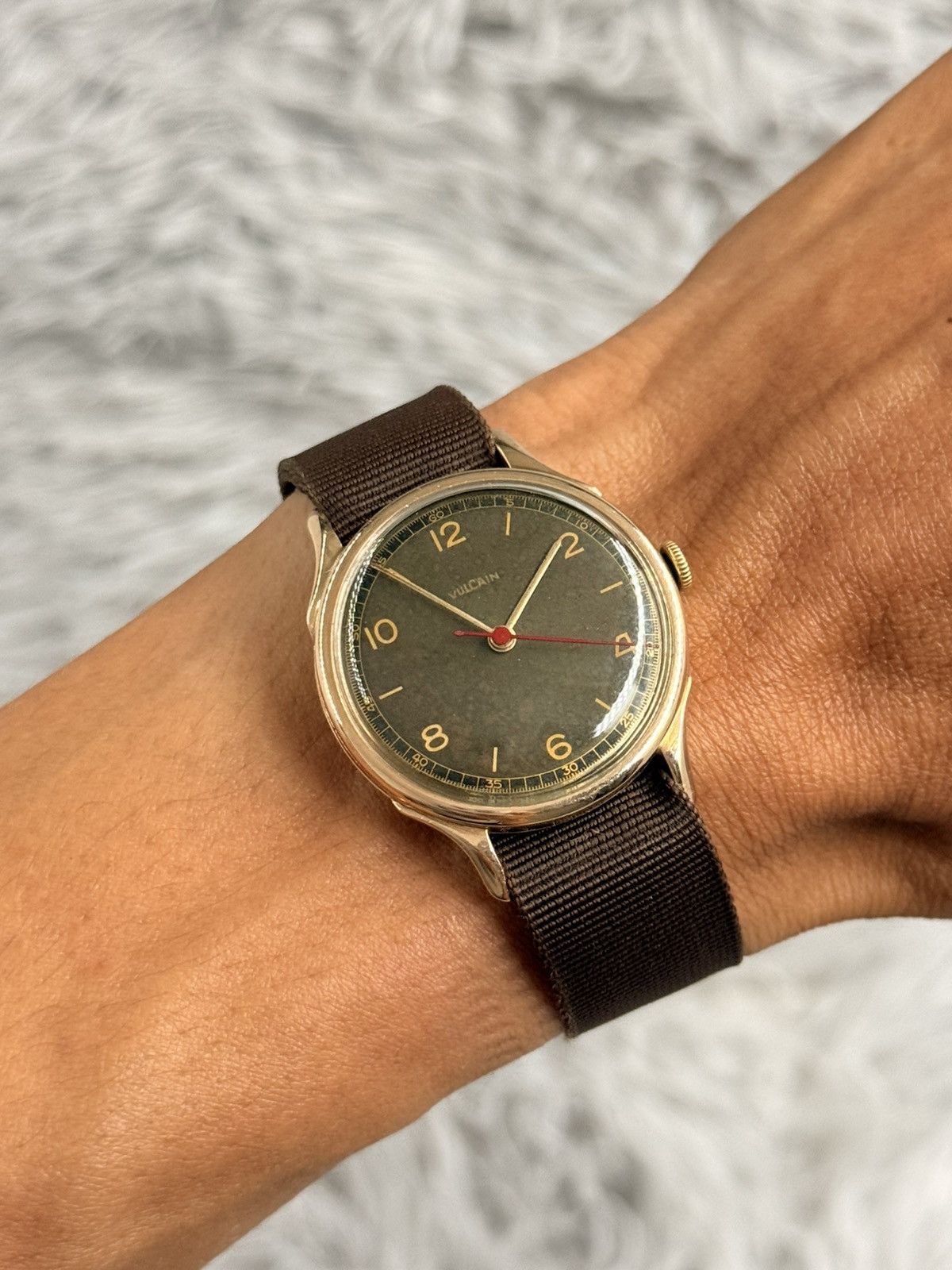 Vintage Rare Vintage 1970’s VULCAIN Military Manual Watch 9CT. Gold Size ONE SIZE - 2 Thumbnail