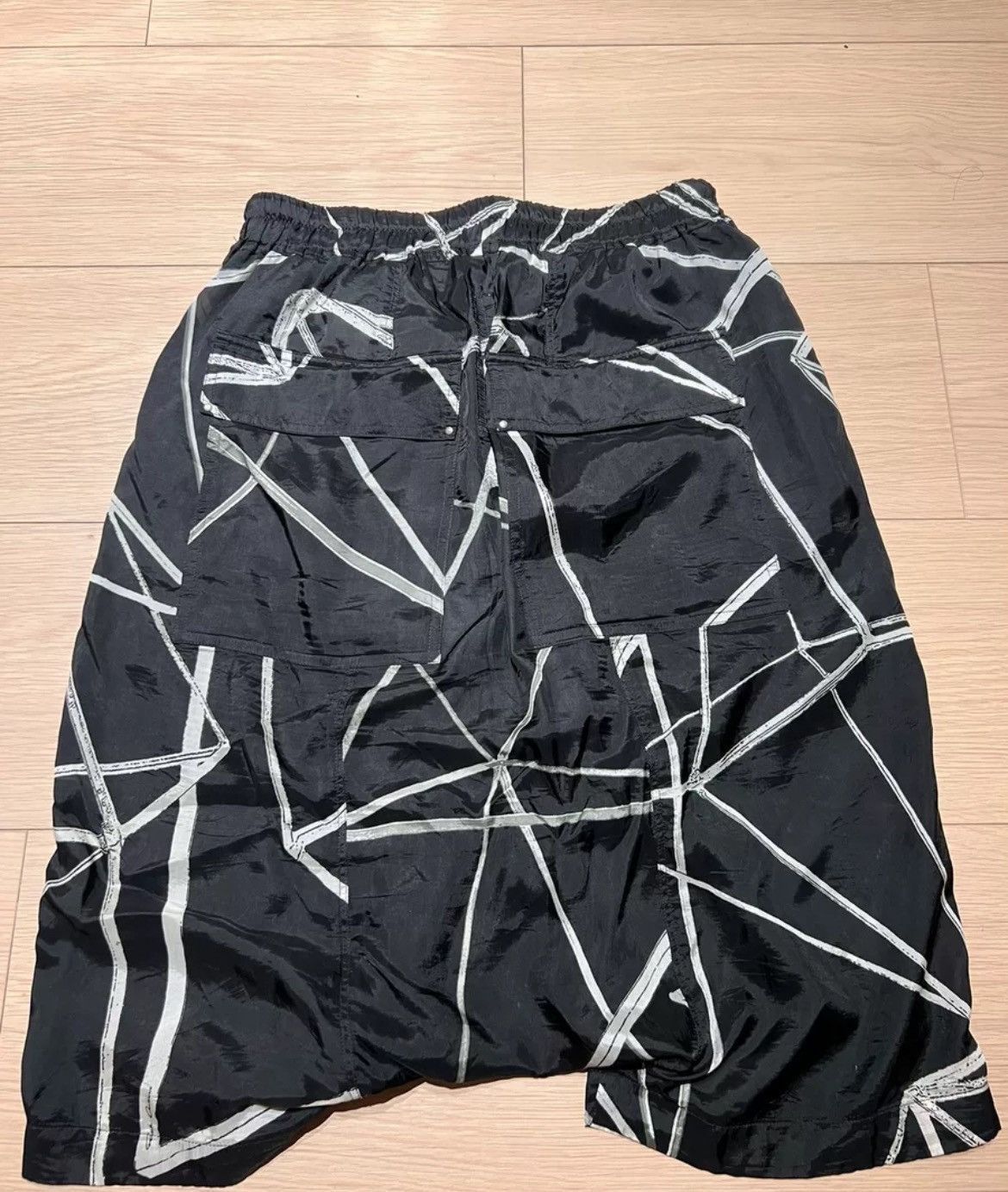 Other Rick Owens 22SS mainline black and white crotch shorts - DM Size US 34 / EU 50 - 2 Thumbnail
