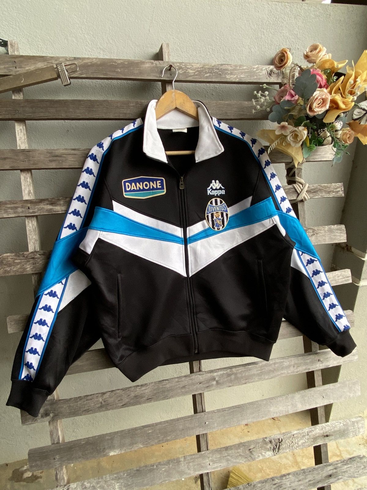 Kappa vintage 90s Kappa Juventus Danone track jacket. Size US L / EU 52-54 / 3 - 3 Thumbnail