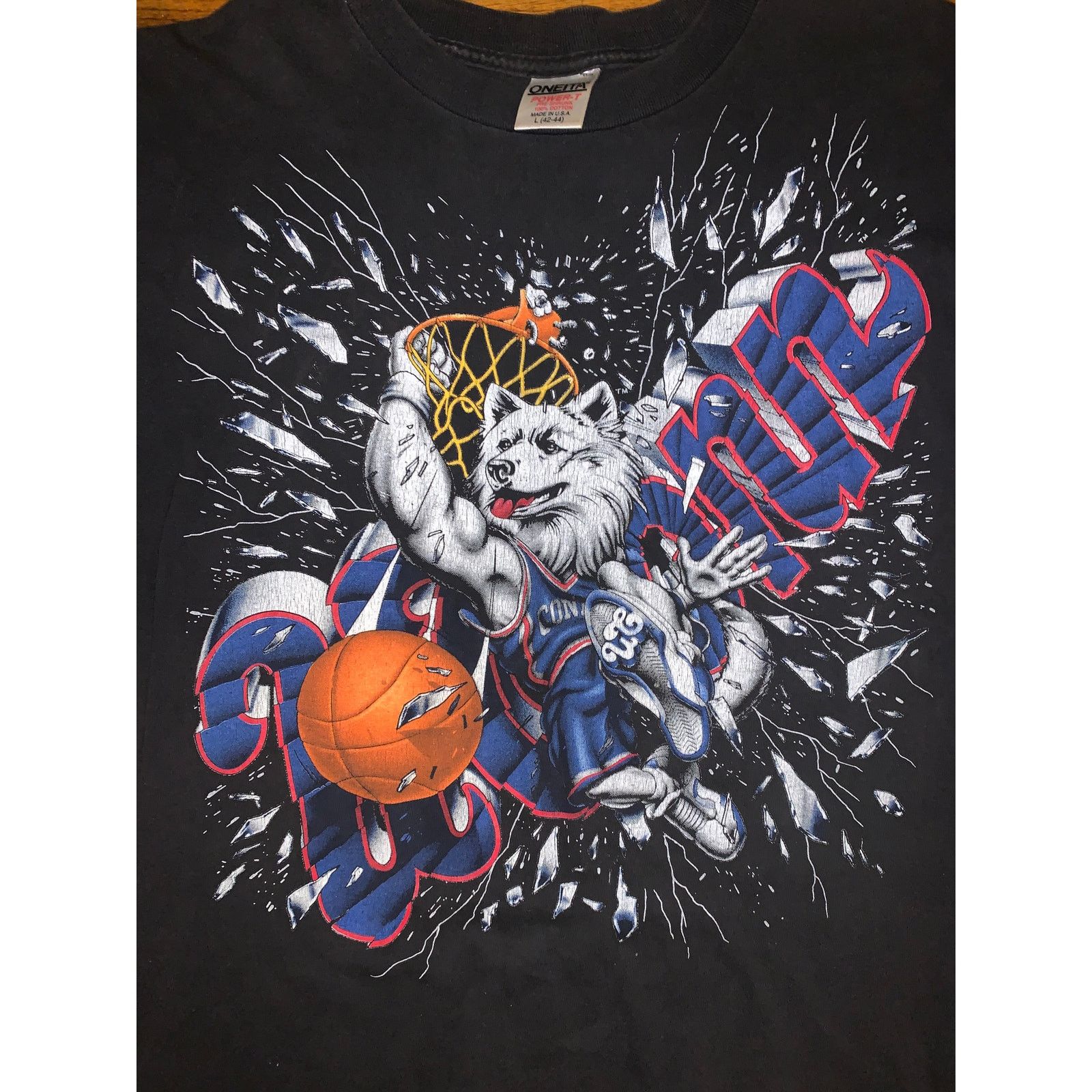 NCAA × Vintage Vintage 90s UConn Huskies XPlosion Shattered Backboard L Size US L / EU 52-54 / 3 - 1 Thumbnail