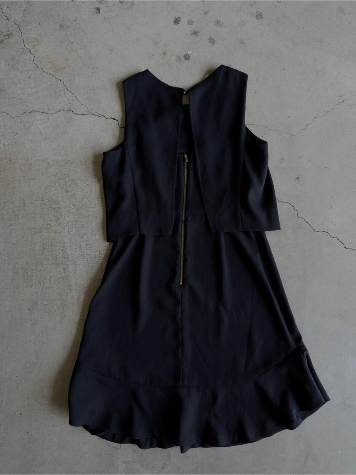 Banana Republic Banana Republic / Crepe Cutout Dress / Black Size XS / US 0-2 / IT 36-38 - 3 Thumbnail