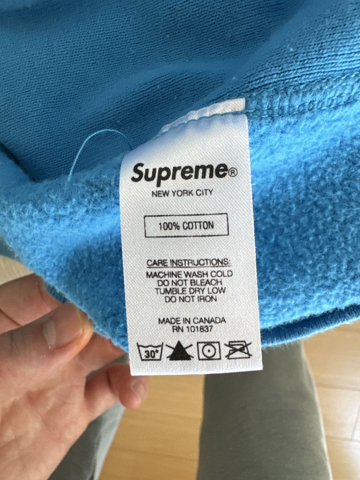 Supreme Box Logo Crewneck (Bright Royal) Size US M / EU 48-50 / 2 - 6 Thumbnail