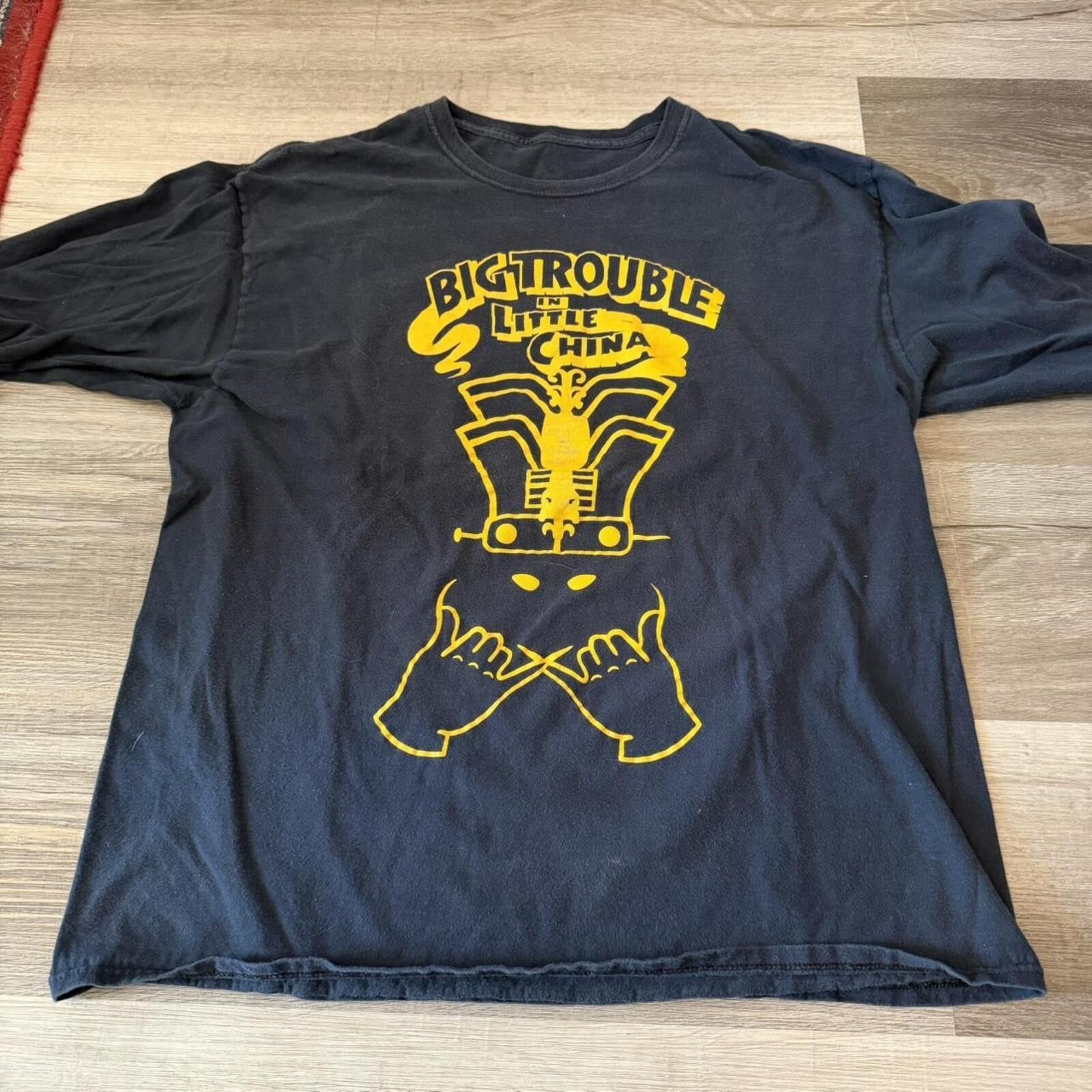 Fruit Of The Loom big trouble in little china long sleeve t shirt L Size US L / EU 52-54 / 3 - 7 Thumbnail