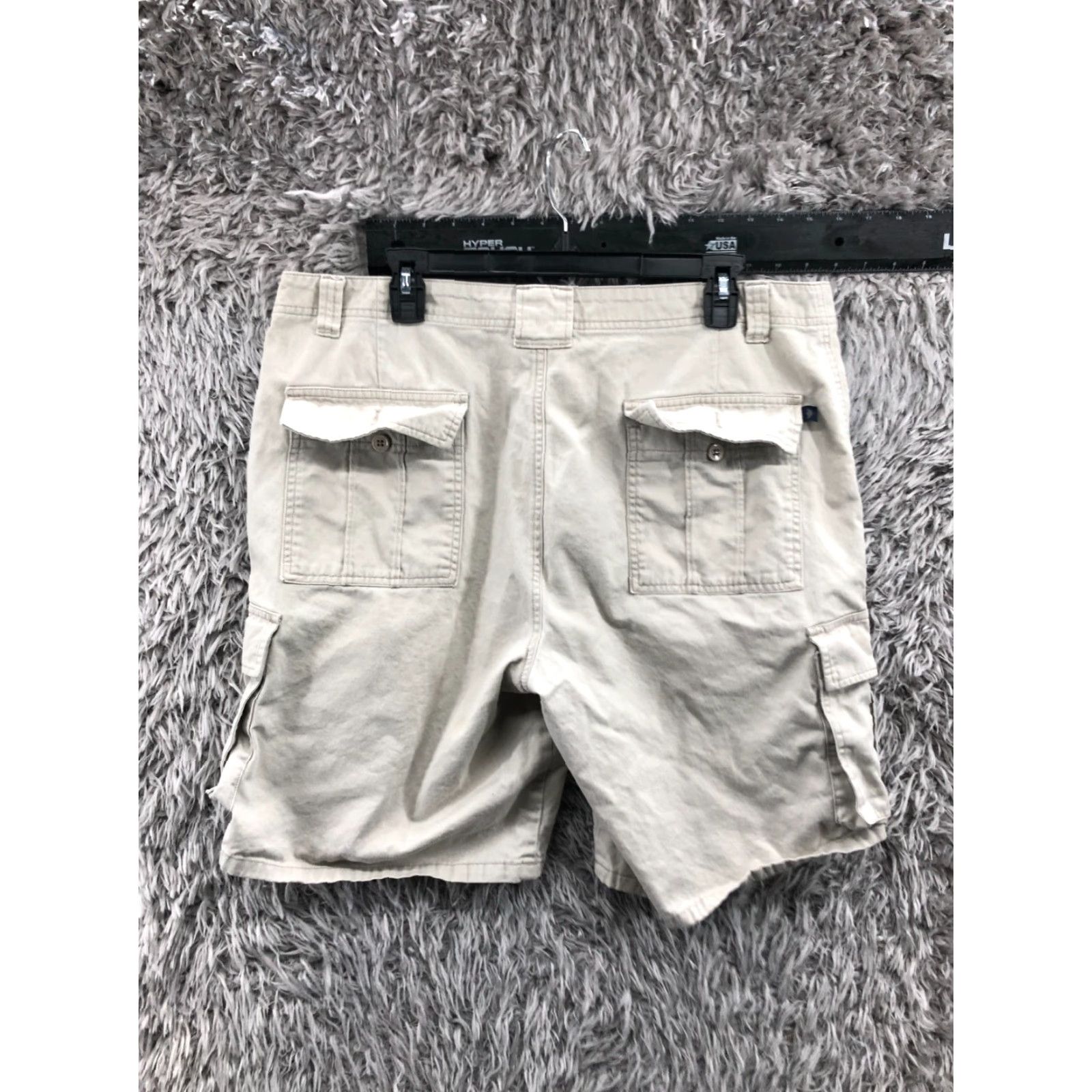 Dockers **Dockers Mens Cargo Shorts Size 36 Medium Wash Beige** User: Dockers Mens Cargo Shorts Size 36 Medium Wash Beige Size US 36 / EU 52 - 5 Thumbnail