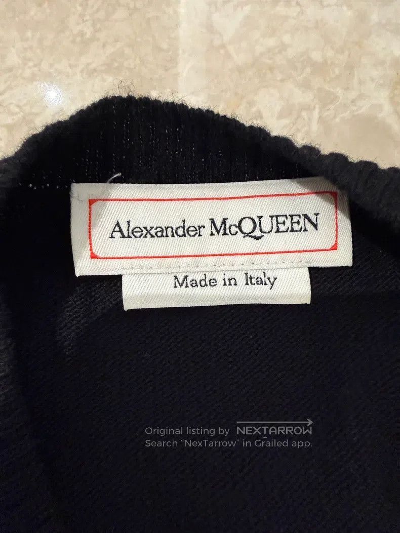 Alexander McQueen Alexander Mcqueen Hollow-out flared sleeve cashmere sweate Size XS / US 0-2 / IT 36-38 - 3 Thumbnail
