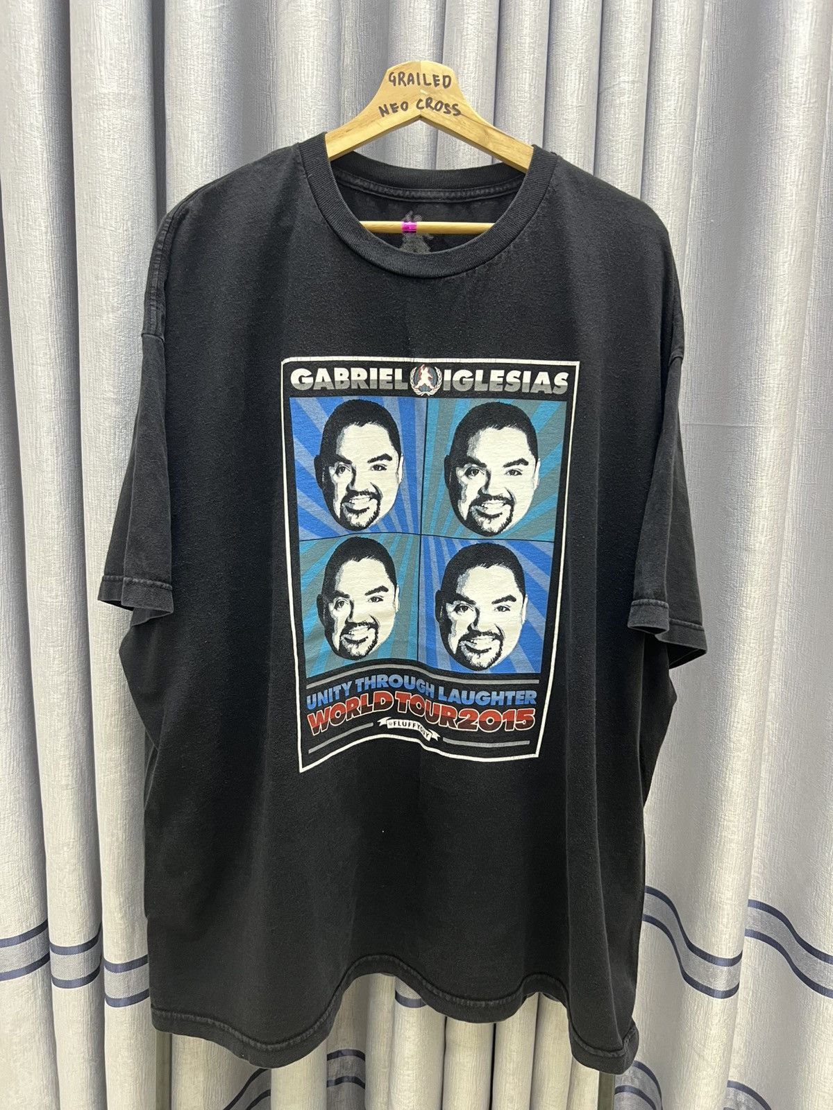 Band Tees GABRIEL IGLESIAS WORLD TOUR 2015 OVERSIZE TEE Size US XXL / EU 58 / 5 - 1 Thumbnail