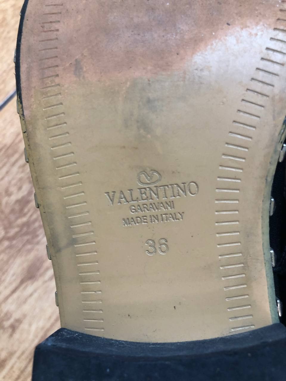 Valentino Luxury Valentino Black Studded Detail Chelsea Boots Size 36 Size US 6 / IT 36 - 2 Thumbnail