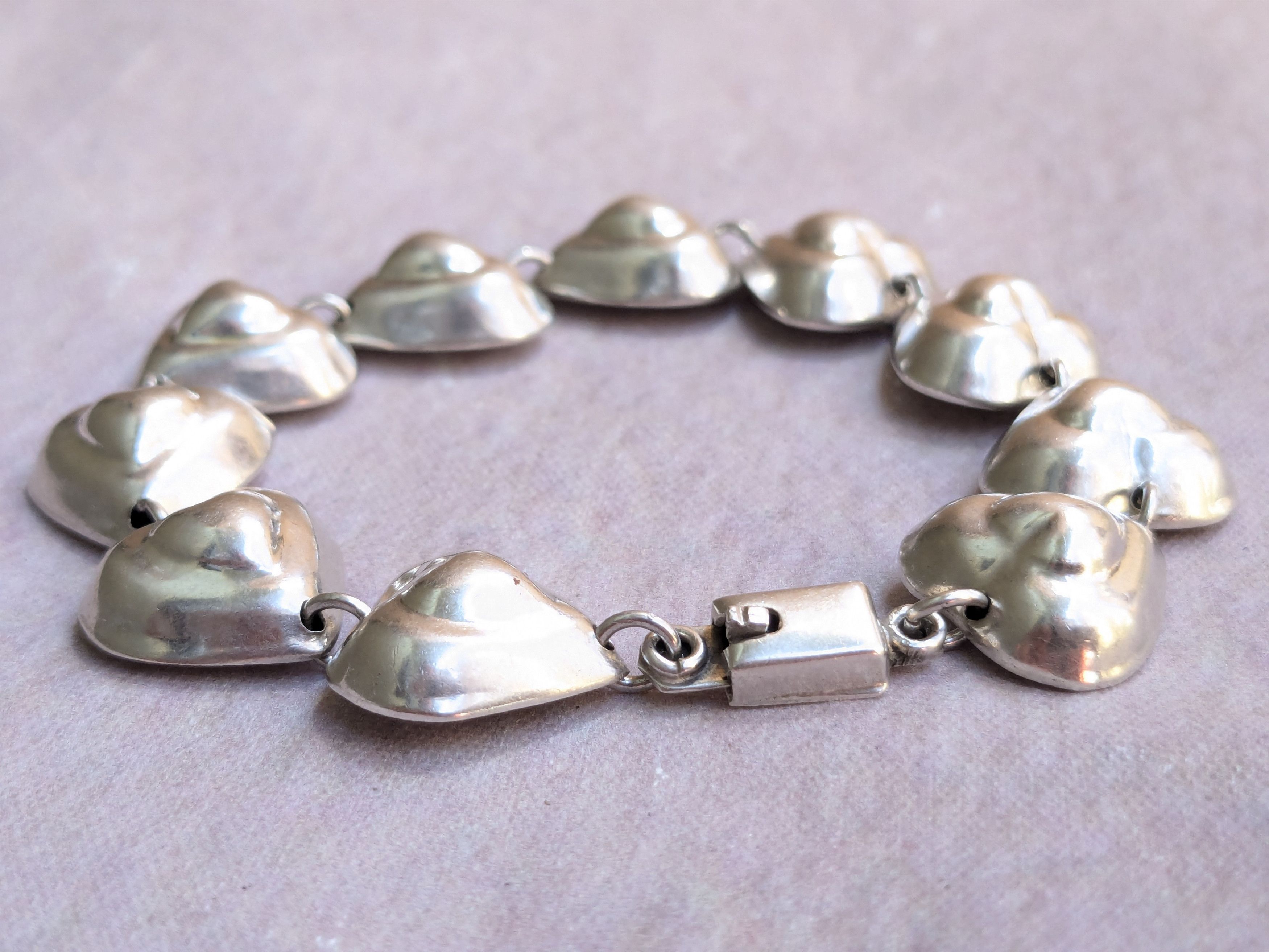 Jewelry Vintage Taxco Sterling Silver Heart Bracelet Y2K 7.5" Size ONE SIZE - 3 Thumbnail