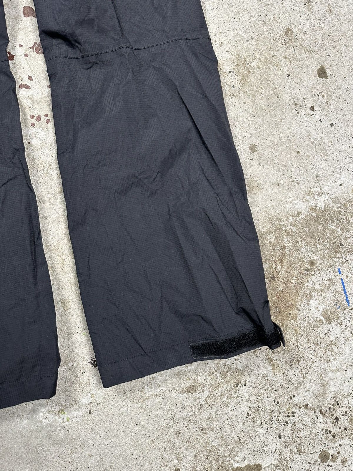 The North Face The North Face HyVent 2.5L Black Membrane Pants Outdoor Size US 31 - 14 Thumbnail