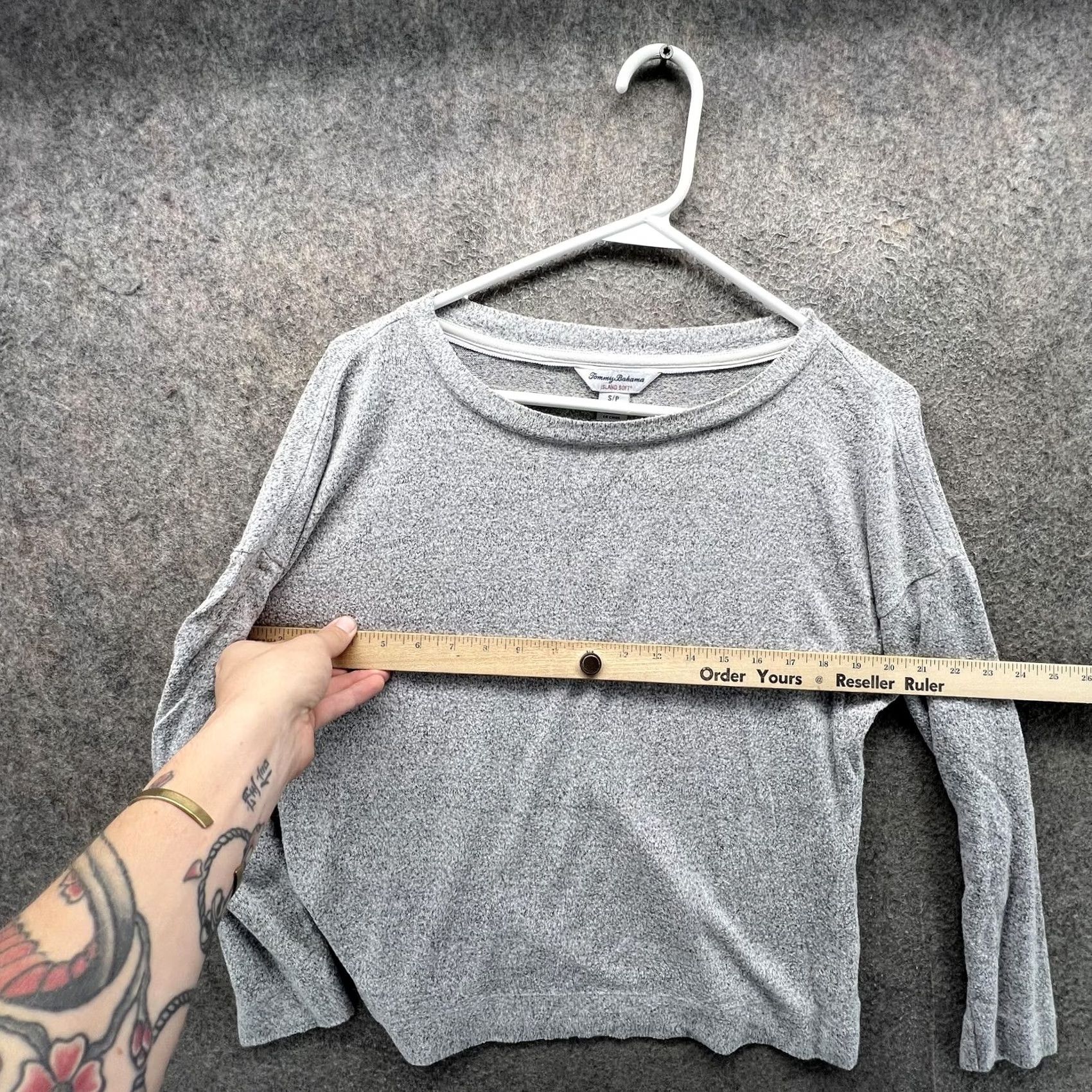 Tommy Bahama Tommy Bahama Sweater Womens Small Gray Island Soft Scoop Neck Knit Pullover Size S / US 4 / IT 40 - 3 Thumbnail