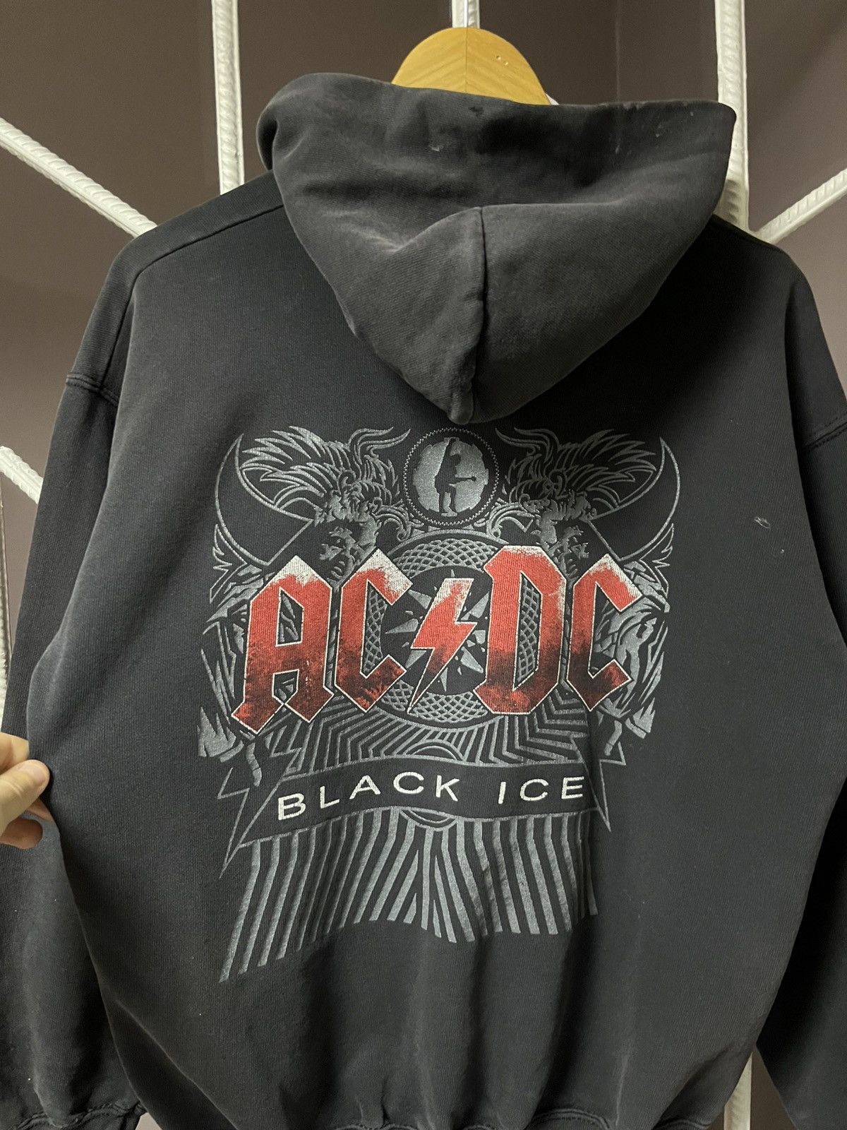 Band Tees Vintage Ac/Dc Rock Band Y2K Distressed Faded Hoodie Size US S / EU 44-46 / 1 - 2 Thumbnail