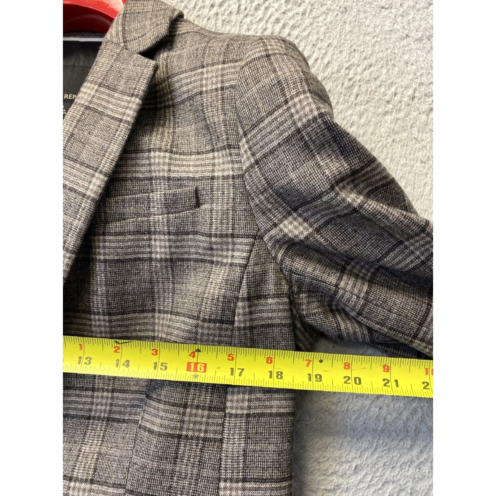 Banana Republic Banana Republic Blazer Women’s 8 Wool Plaid Short 1 Button Classic Fit Brown – Business Dress Coat Women’s Size 8 Regular Size M / US 6-8 / IT 42-44 - 7 Thumbnail