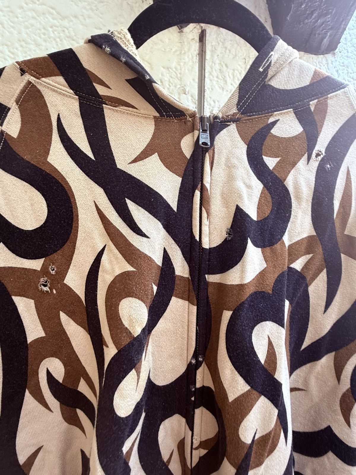 Number (N)ine Number nine tribal zip up Sz 3 Size US L / EU 52-54 / 3 - 11 Thumbnail