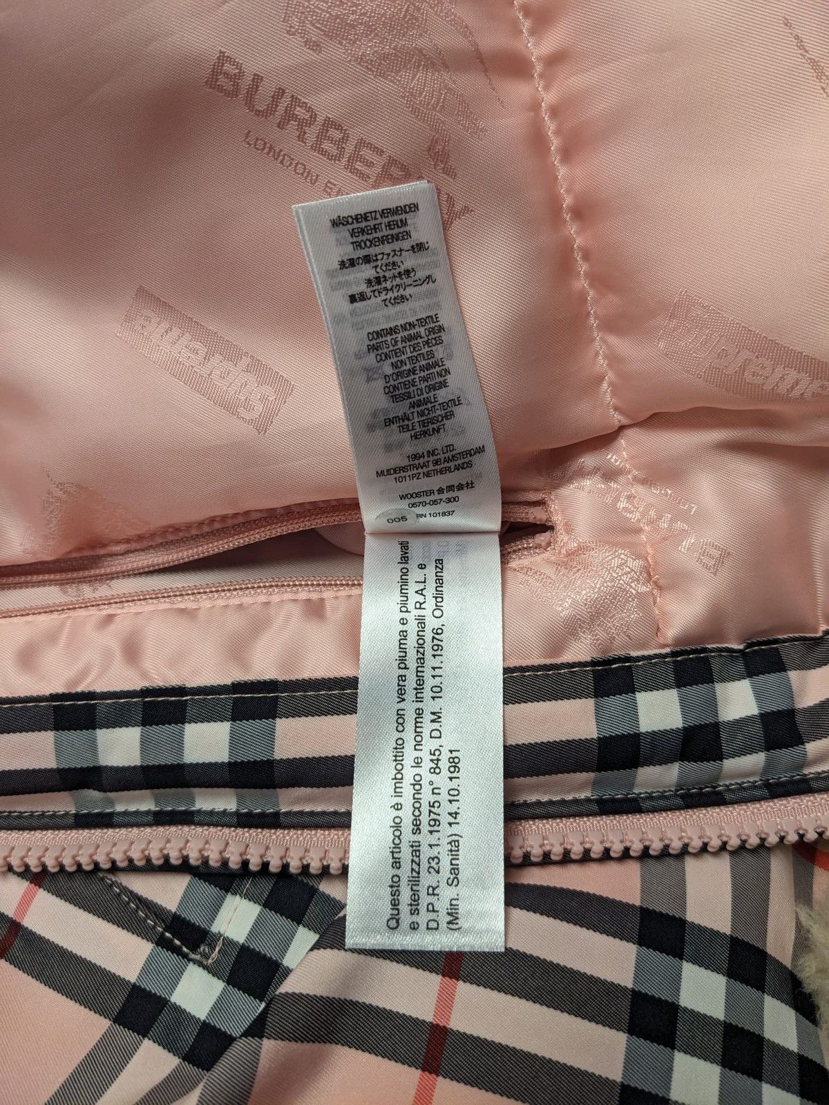 Supreme SS22 SUPREME X BURBERRY SHEARLING COLLAR DOWN JACKET PINK Size US XL / EU 56 / 4 - 8 Thumbnail