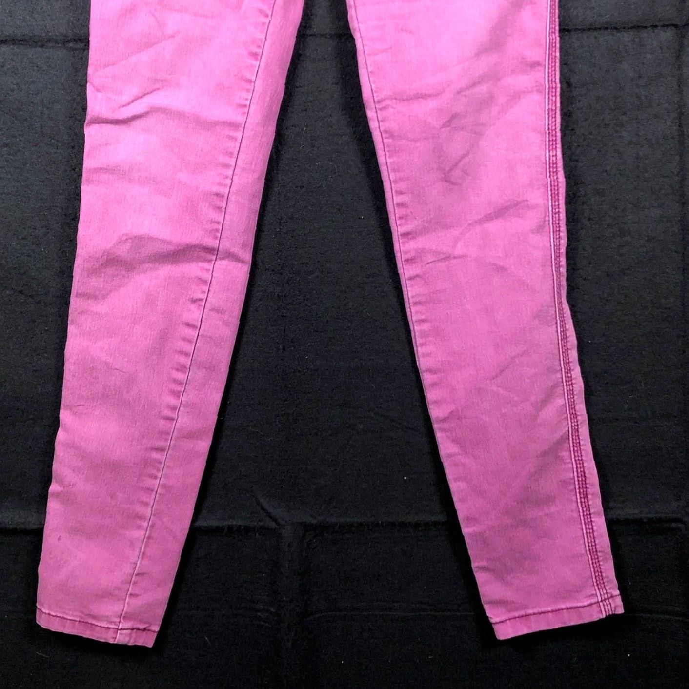 Free People Free People Jeans Purple Denim Mid Rise Skinny Stretch 28 Women’s Regular Size 28 Inseam 30.5 F Pockets Relaxed Everyday 20s 30.5 Size 30" / US 8 / IT 44 - 3 Thumbnail
