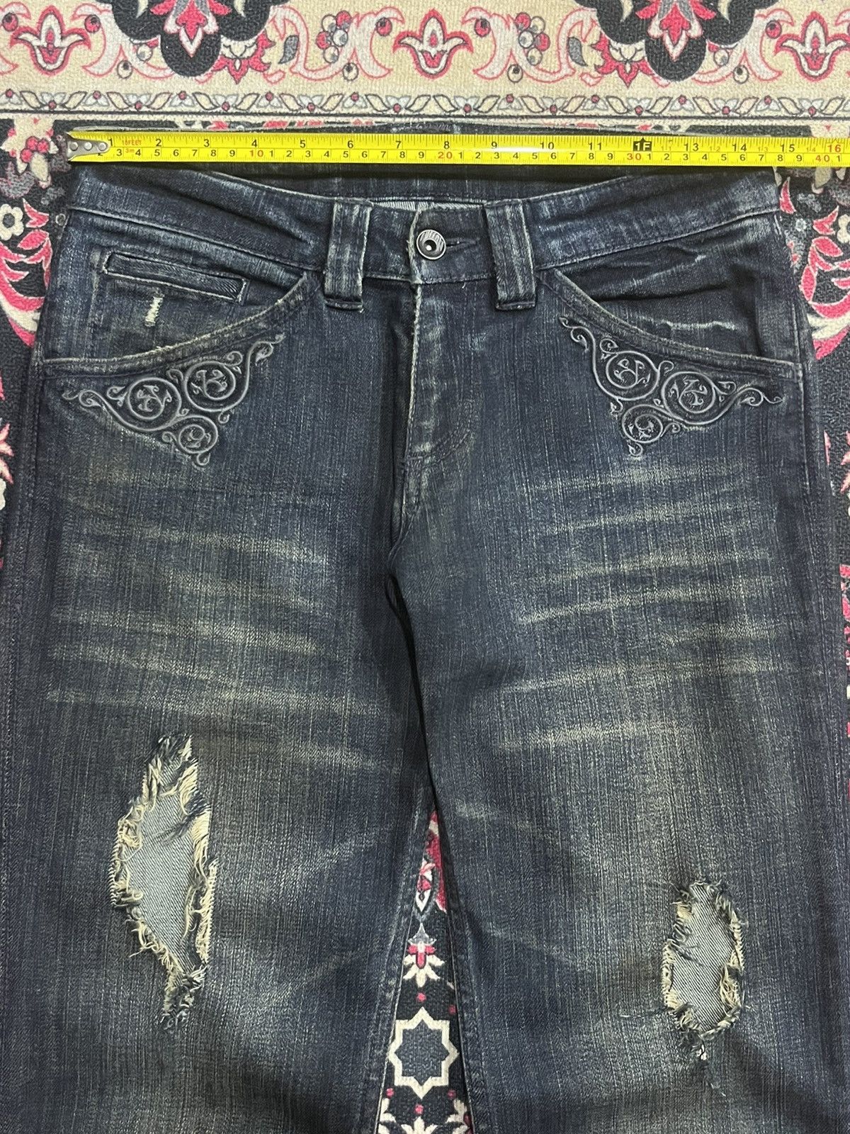 BUFFALO BOBS Vintage Buffalo Bobs Dark Washed Distressed Flare Jeans Size US 29 - 12 Thumbnail