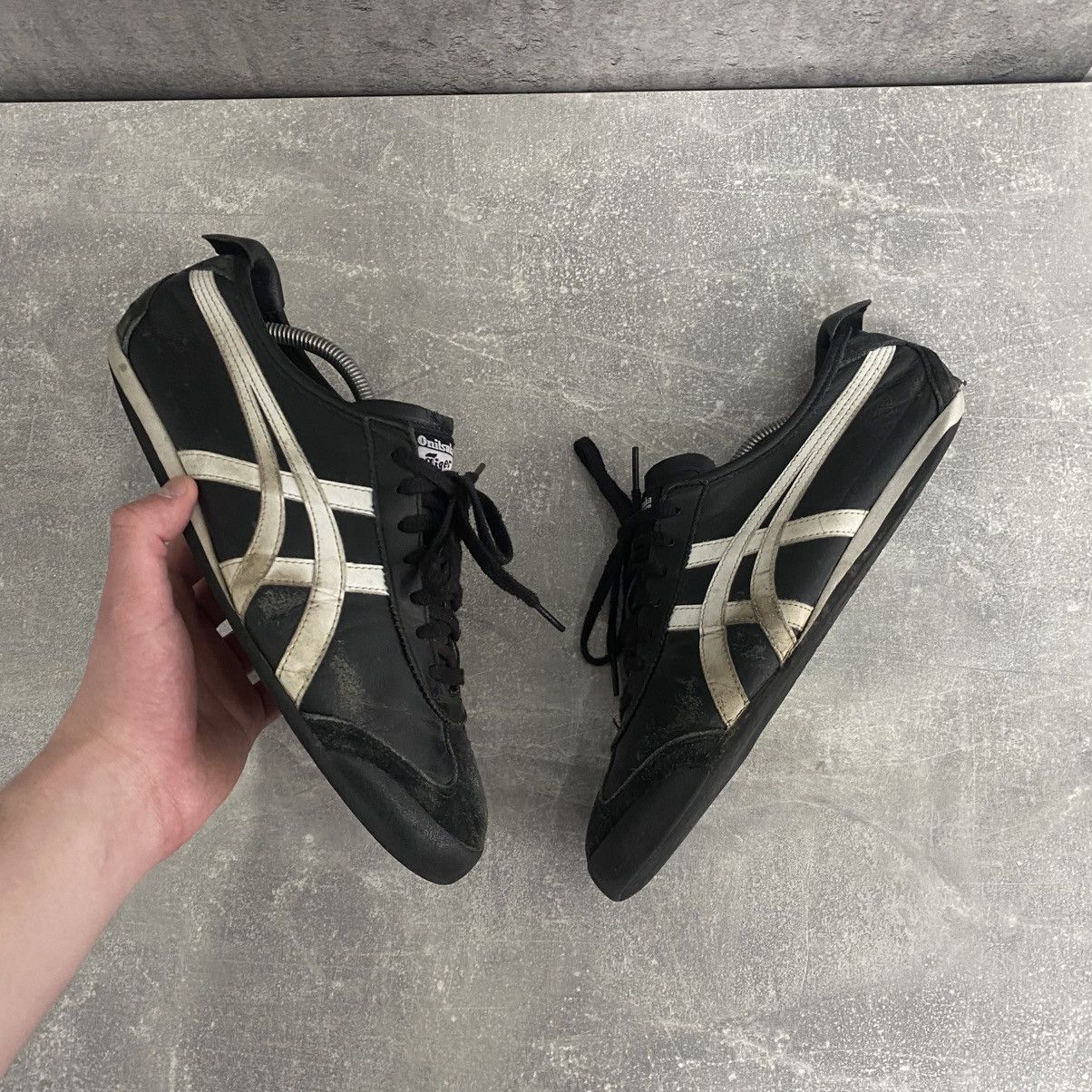 Vintage Asics Onitsuka Tiger Black/White Shoes 66 Kill Bill