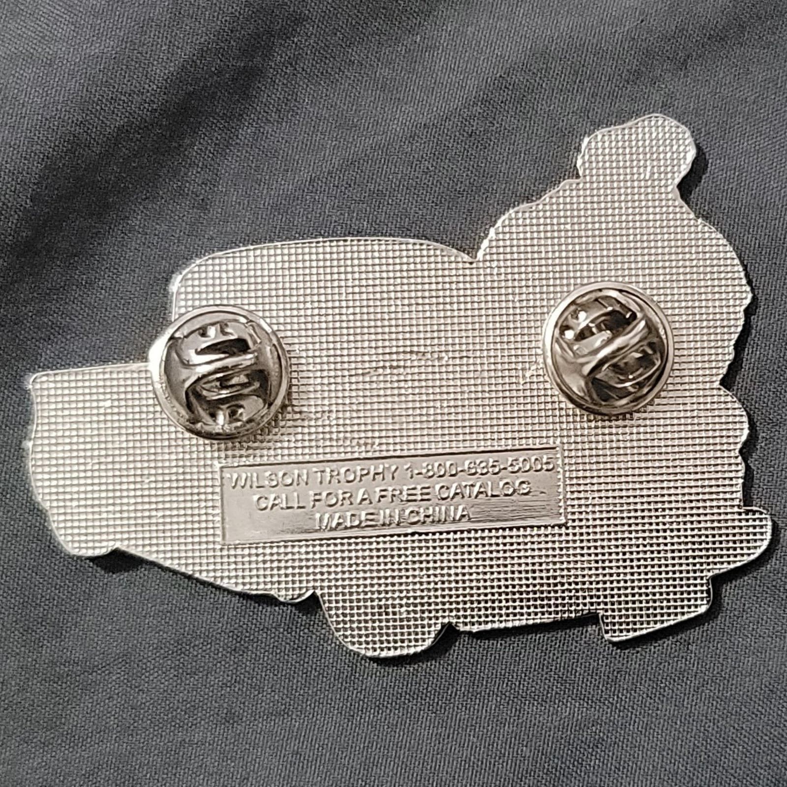 The Unbranded Brand Vtg 2004 Elvis Hot Rod Little League Large Lapel Pin Size ONE SIZE - 2 Thumbnail