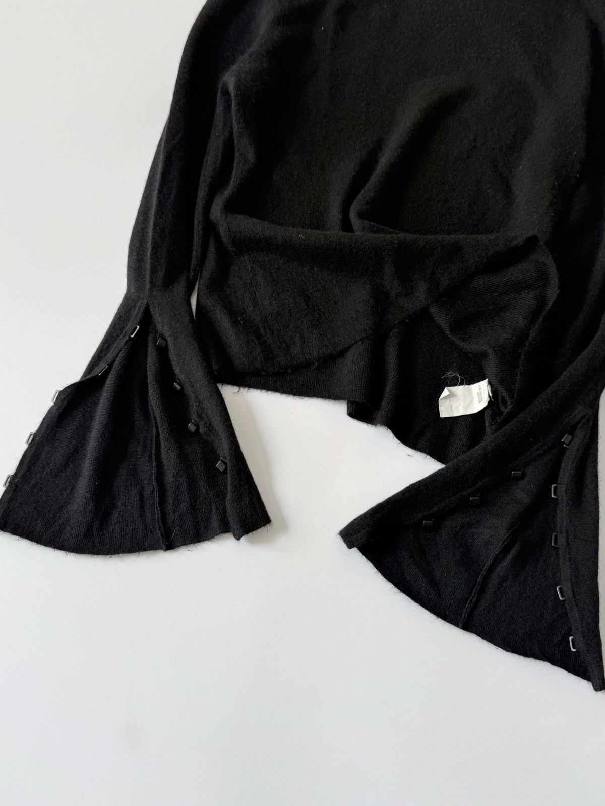 Gucci Gucci by Tom Ford Long-Sleeve Asymmetrical Flared Sleeves Size M / US 6-8 / IT 42-44 - 4 Thumbnail