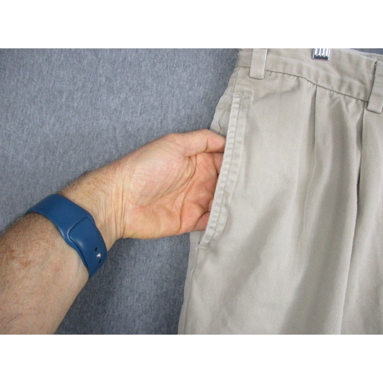 Bills Khakis Bills Khakis Pants Mens 37x31 Beige Pleated Chino Straight Leg Made USA Cotton Khakis Mens Pants Straight Leg 37 Beige USA Cotton Size US 37 - 3 Thumbnail