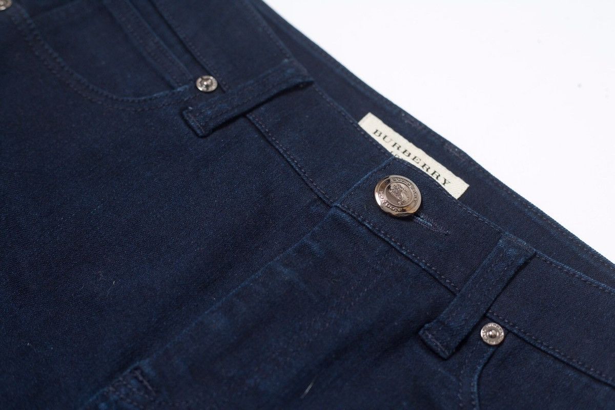 Burberry Burberry London Denim Pockets Skirt Size 26" / US 2 / IT 38 - 5 Thumbnail