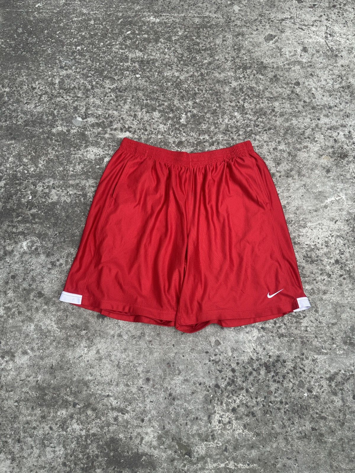 Nike Y2K vintage Nike shorts casual Streetwear rare hype 3XL Size US 38 / EU 54 - 1 Thumbnail