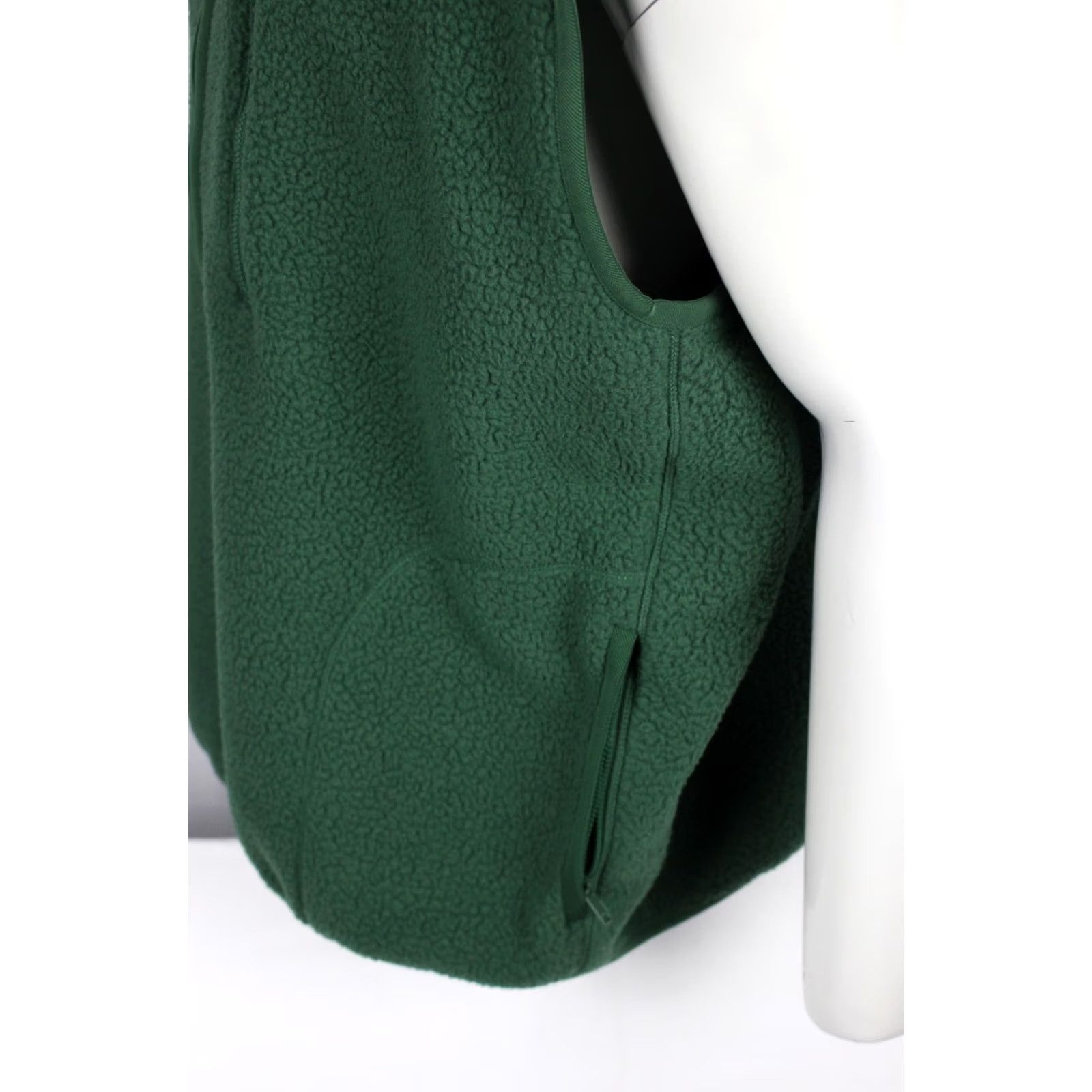 Nike Nike Sportswear Club Men's Winterized Vest XXL Green FZ0894 323 Nike Sportswear Club Men’s Winterized Vest Green XXL Green FZ0894 323 Size US XXL / EU 58 / 5 - 4 Thumbnail