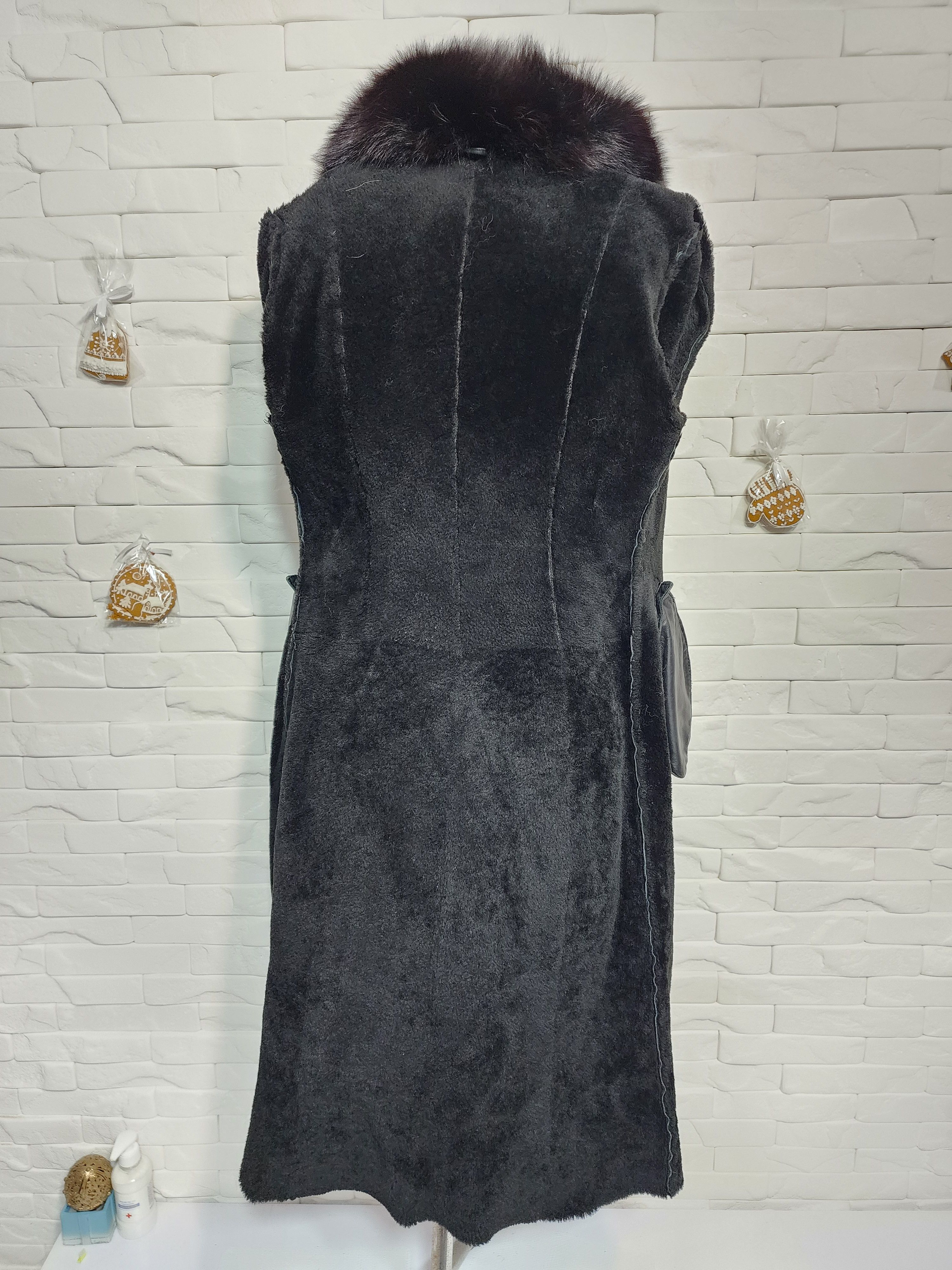 Furla Black Sheepskin Coat: Women's Genuine Fur Trim, Warm Hood Size S / US 4 / IT 40 - 8 Thumbnail