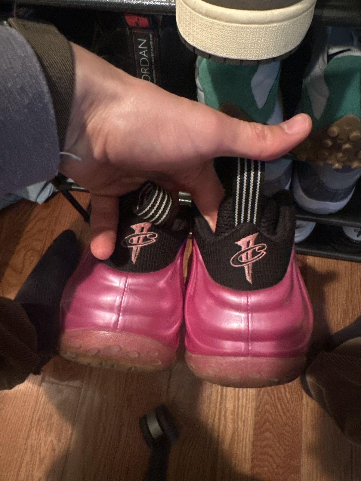 Jordan Brand Mens Nike Foamposite One 2012 Pearlized Pink *RARE* Size US 14 / EU 47 - 5 Thumbnail