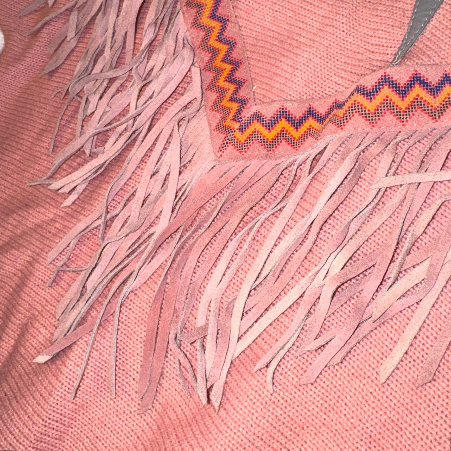 Vintage VINTAGE Pioneer Wear Pink Pastel Fringe Southwestern Sweater Size M Western 1980s Leather Casual Mens Ladies Girls Womens Size M / US 6-8 / IT 42-44 - 4 Thumbnail