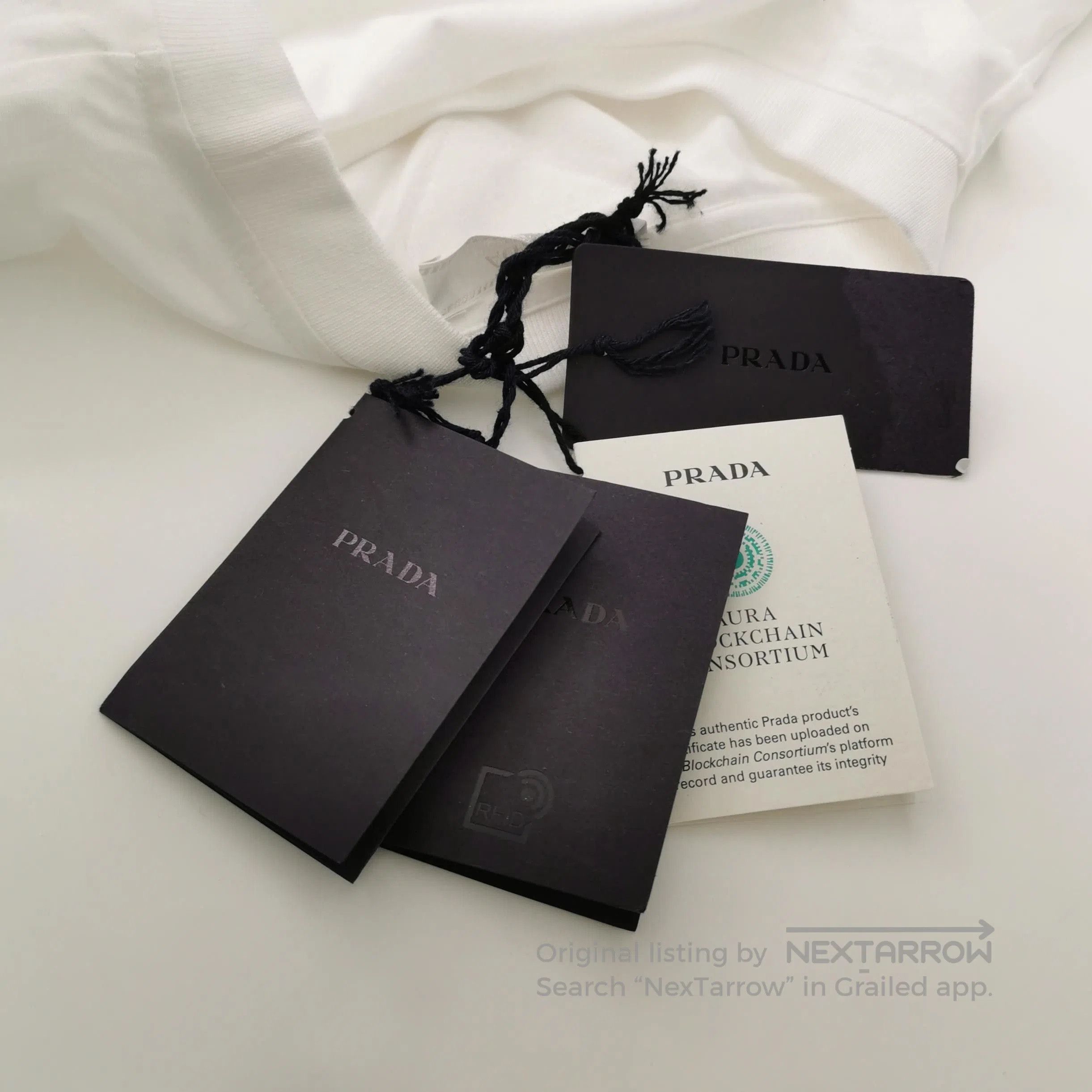 Prada XL Cotton Crew Neck Contrast Print T.