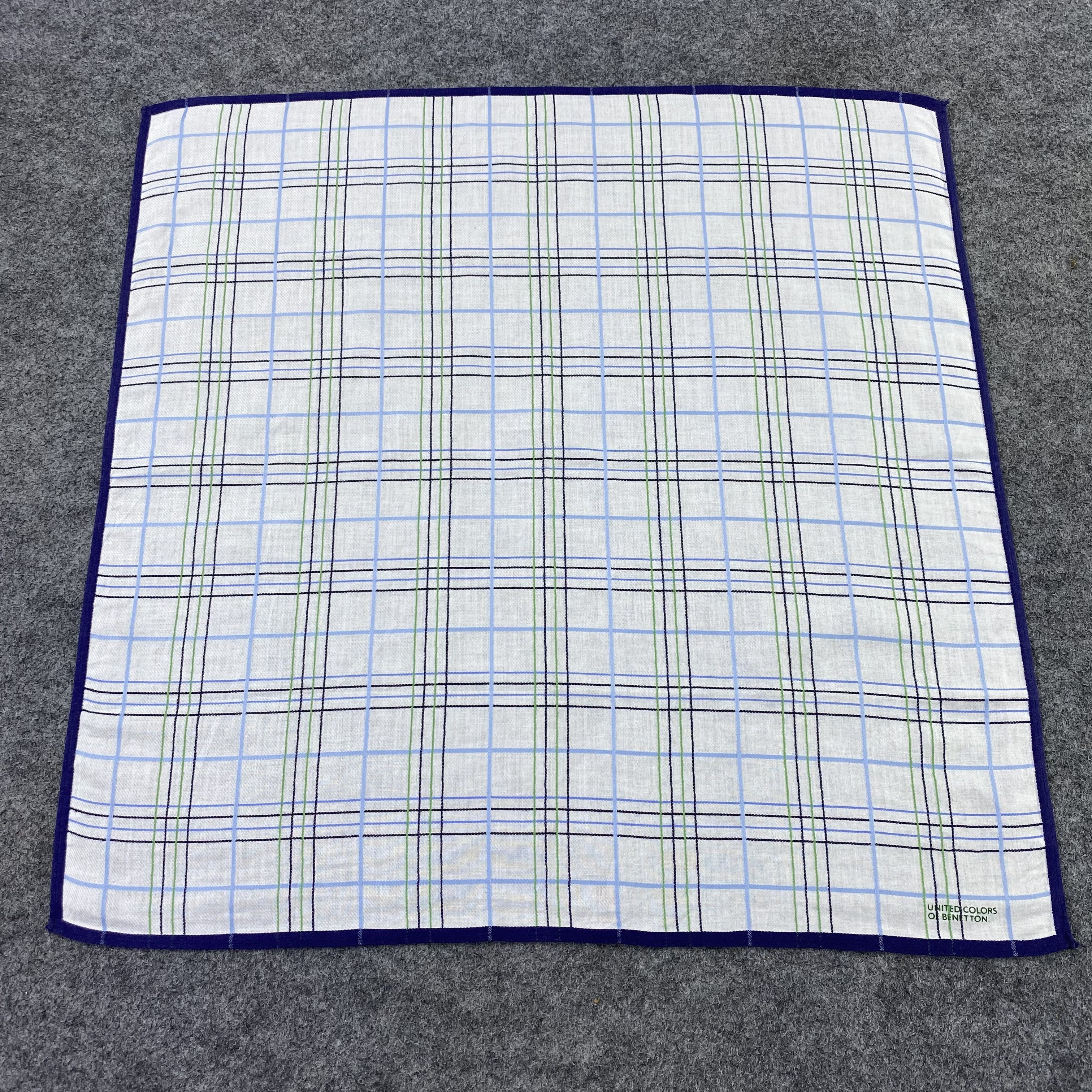 United Colors Of Benetton United Colors Handkerchief / Bandana / Neckerchief-B1534 Size ONE SIZE - 3 Thumbnail