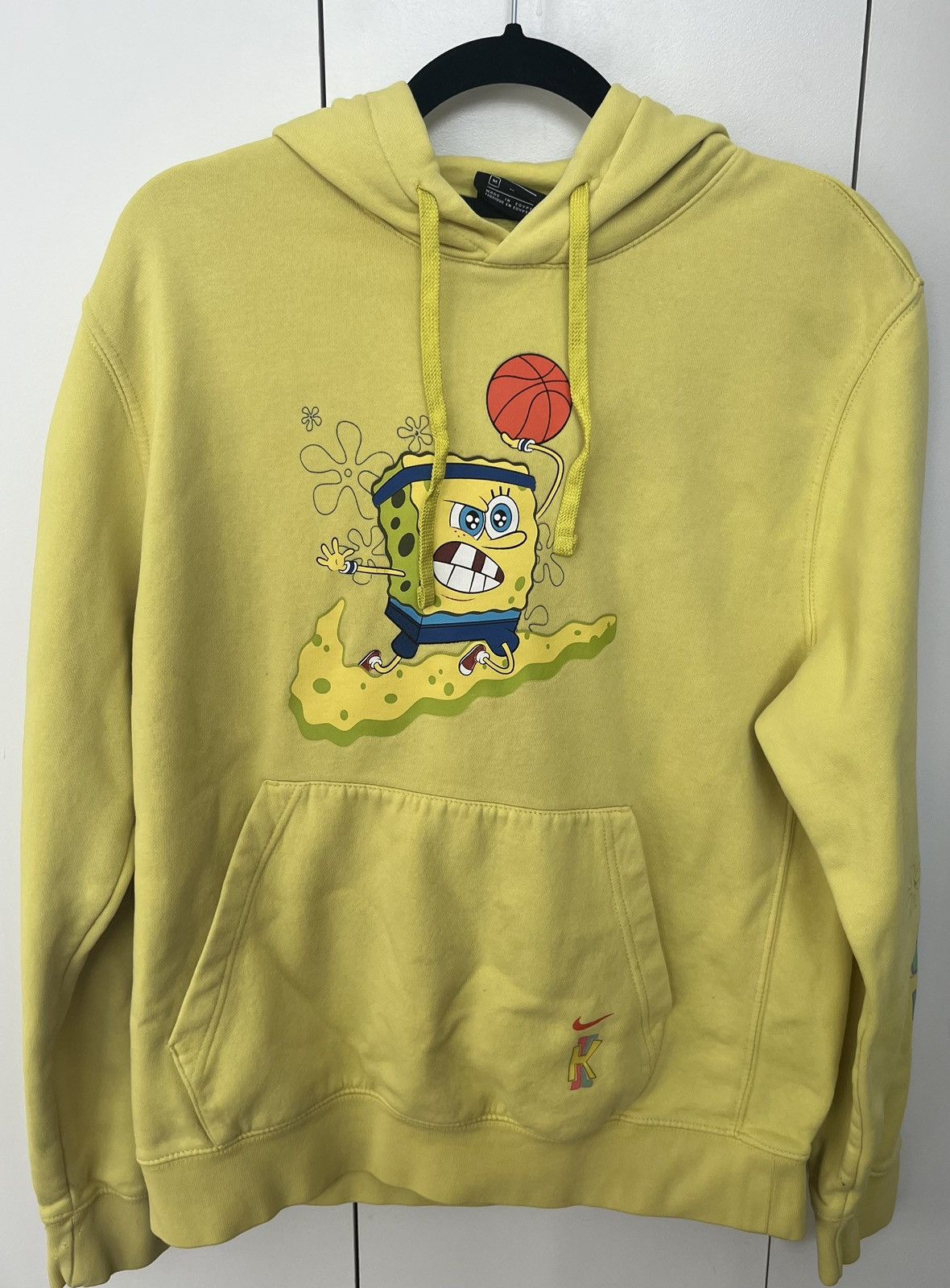 Nike Kyrie Spongebob Hoodie | Grailed