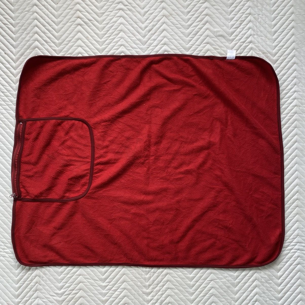 Other Mitsubishi Heart-Beat Fleece Blanket Rare Dealer Promo Item Size ONE SIZE - 2 Thumbnail