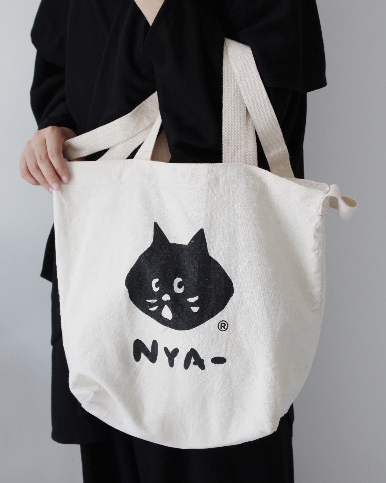 2000S NÉ-NET CANVAS TOTE BAG Menswear