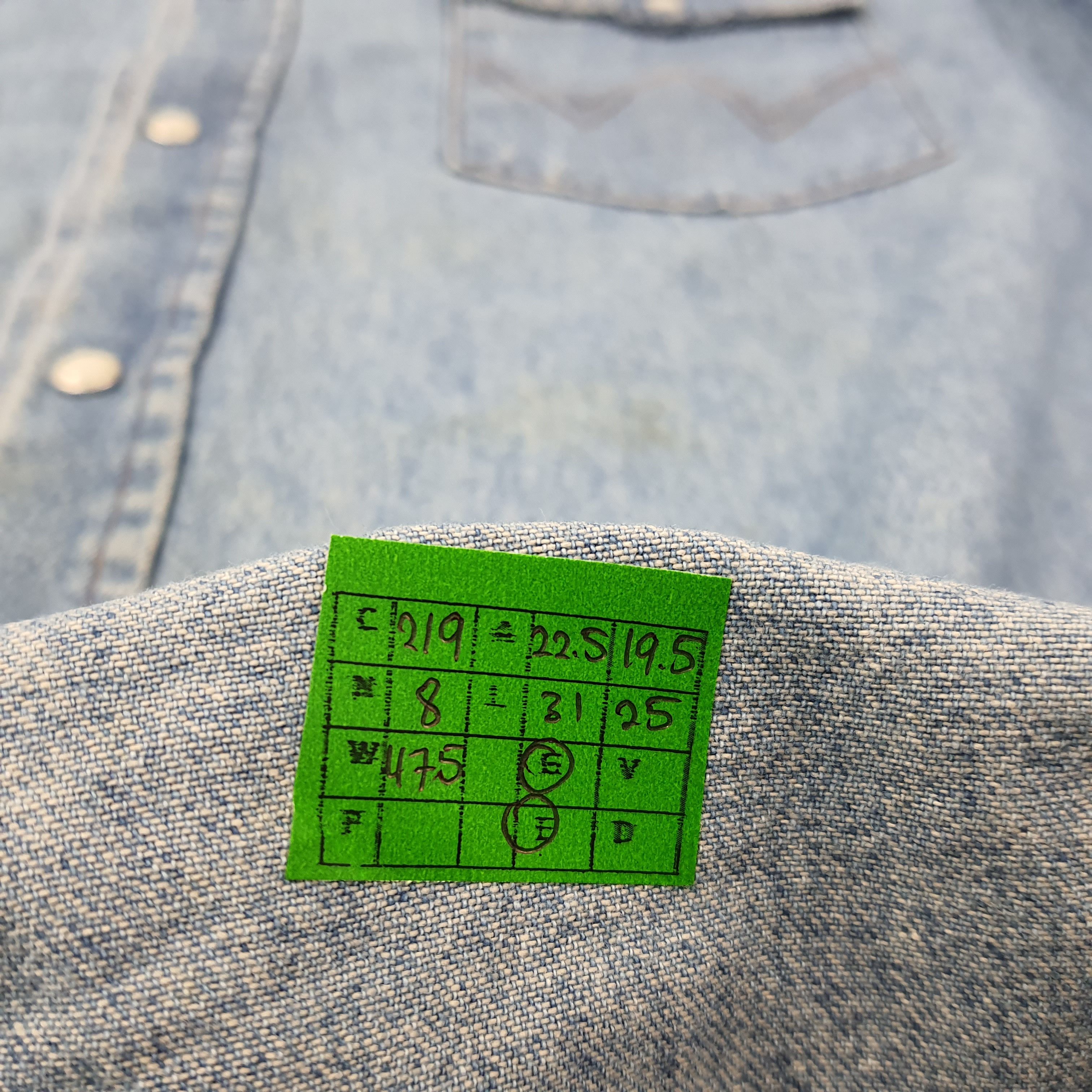 Vintage × Wrangler Vintage Wrangler Denim Button Up Shirt C219N8 Size US M / EU 48-50 / 2 - 7 Thumbnail
