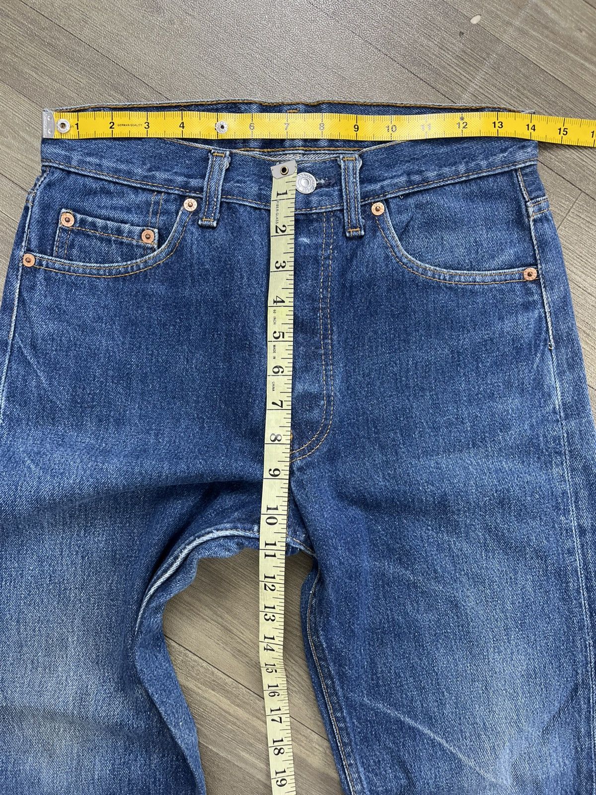 Levi's Vintage Clothing 🇺🇸1990s Vintage Levis 501XX 30x32 Straight Leg Blue Jeans Size US 29 - 20 Thumbnail