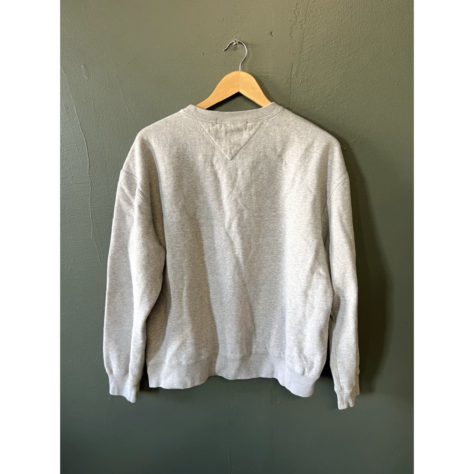 Tommy Hilfiger Tommy Hilfiger Y2K Mens Gray Pullover Sweatshirt Size L Size US L / EU 52-54 / 3 - 2 Thumbnail