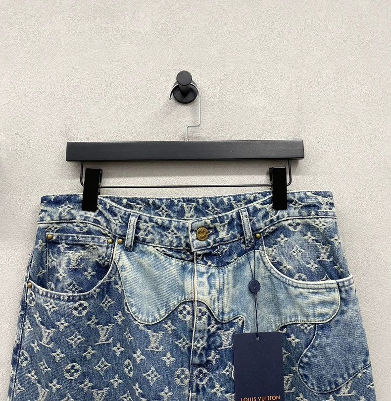 Louis Vuitton Louis Vuitton Blue full print jeans 2503-Nextarrow Size US 30 / EU 46 - 4 Thumbnail