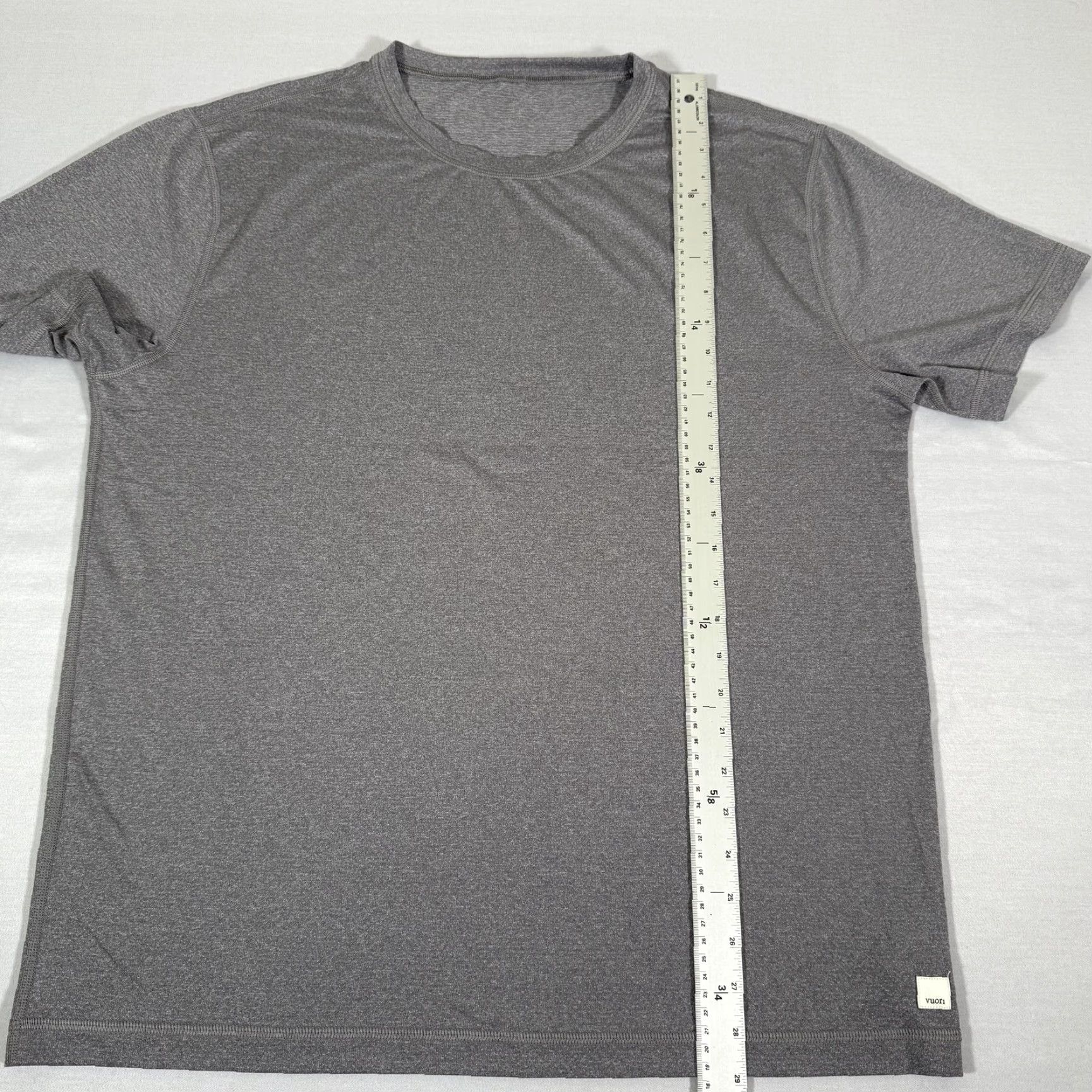 Vuori Vuori Shirt Mens XL Gray Tradewind Performance Tee Stretch Athletic Work Out Gym Size US XL / EU 56 / 4 - 6 Thumbnail