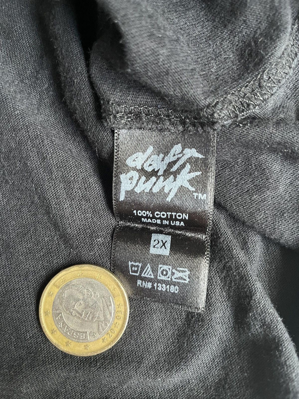 Band Tees Daft Punk Random Access Memories Split Helmet T-Shirt Size US XXL / EU 58 / 5 - 13 Thumbnail