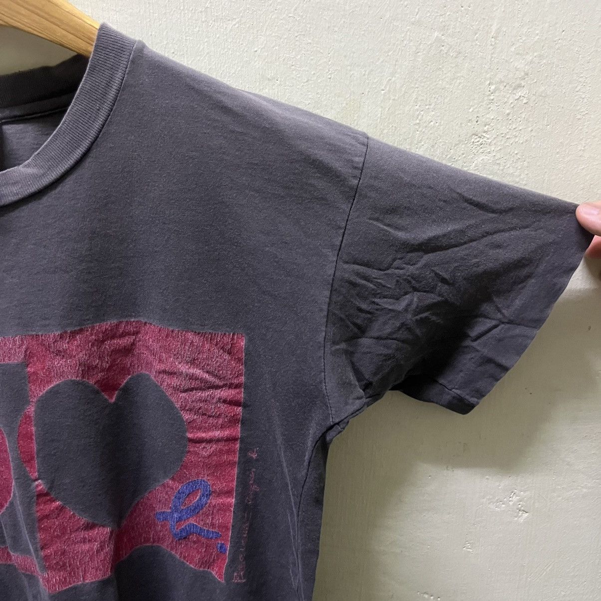 agnes b. Rare Distressed Vintage80s/90s Agnes B. Love Graphic Tees Size US XS / EU 42 / 0 - 4 Thumbnail