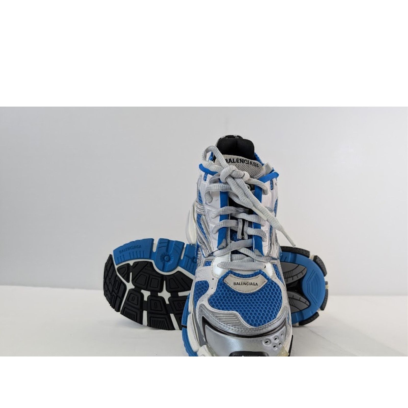 Balenciaga o1rshd1 Runner Sneaker in Grey / Blue / Black Size US 14 / EU 47 - 15 Thumbnail