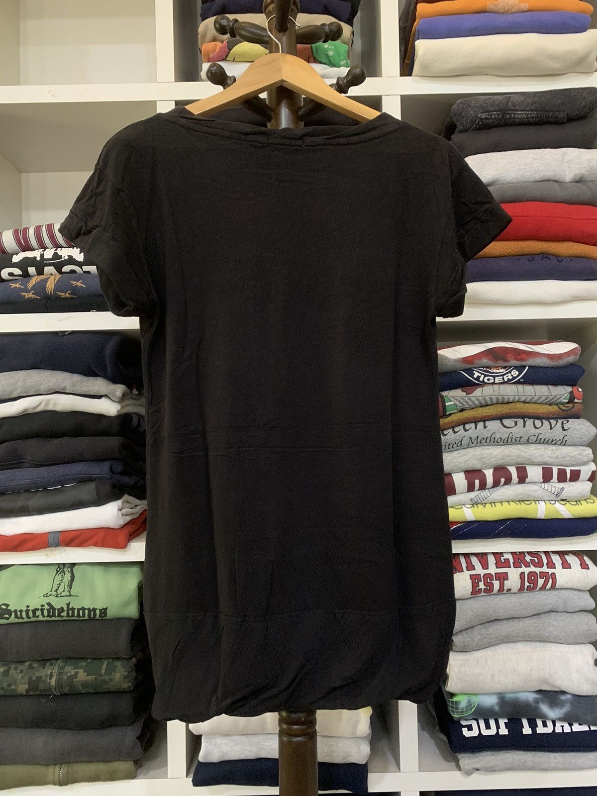 Jean-Michel Basquiat × Uniqlo Jean Michel Basquiat Over Print Tee Size M / US 6-8 / IT 42-44 - 8 Thumbnail