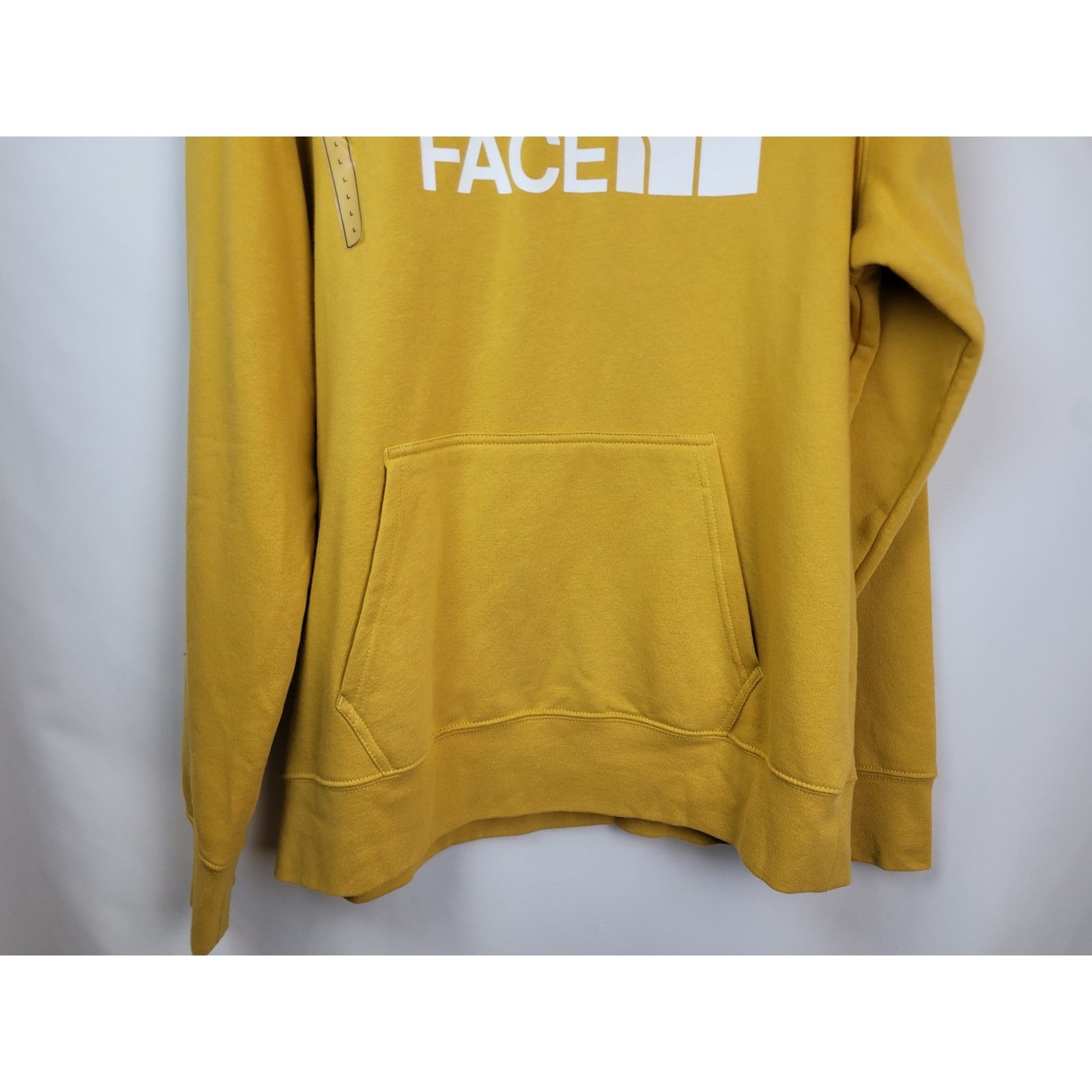 The North Face North Face NWT Men's Half Dome Pullover Hoodie Golden Sz L Size US L / EU 52-54 / 3 - 3 Thumbnail