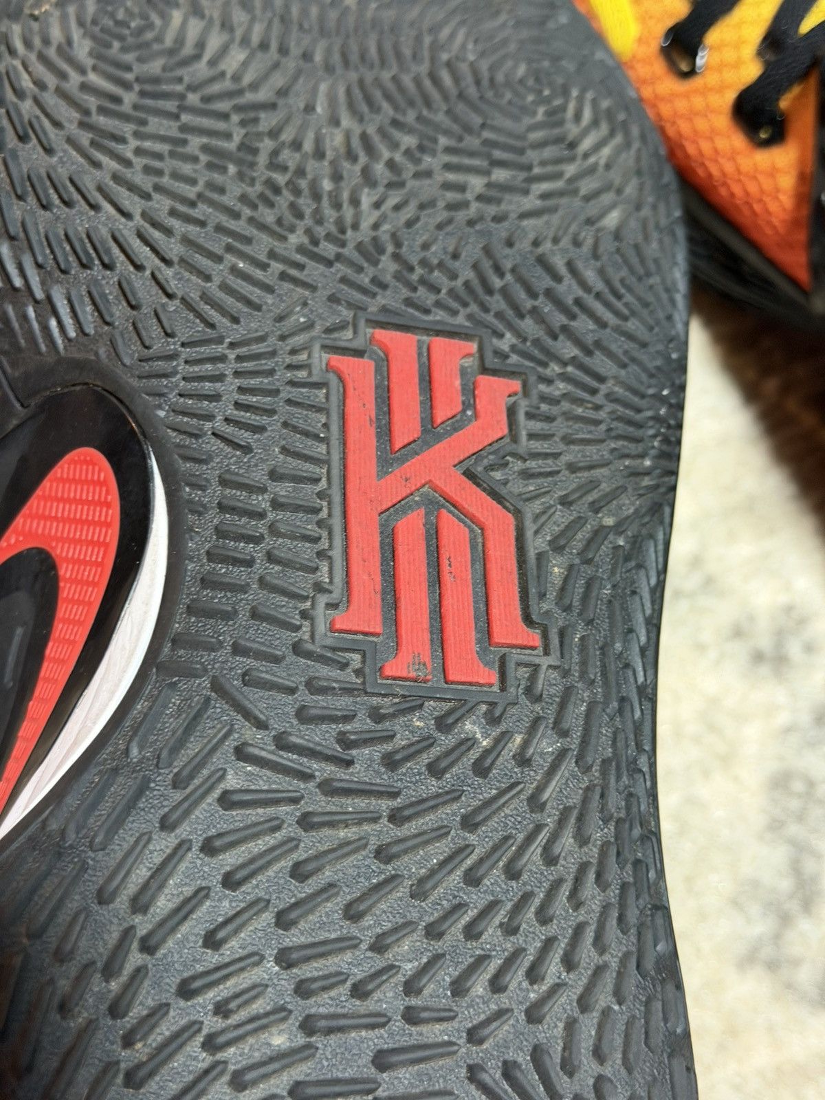 Nike Nike Kyrie Low 2 “Sunset” 2019 Size US 15 / EU 48 - 8 Thumbnail