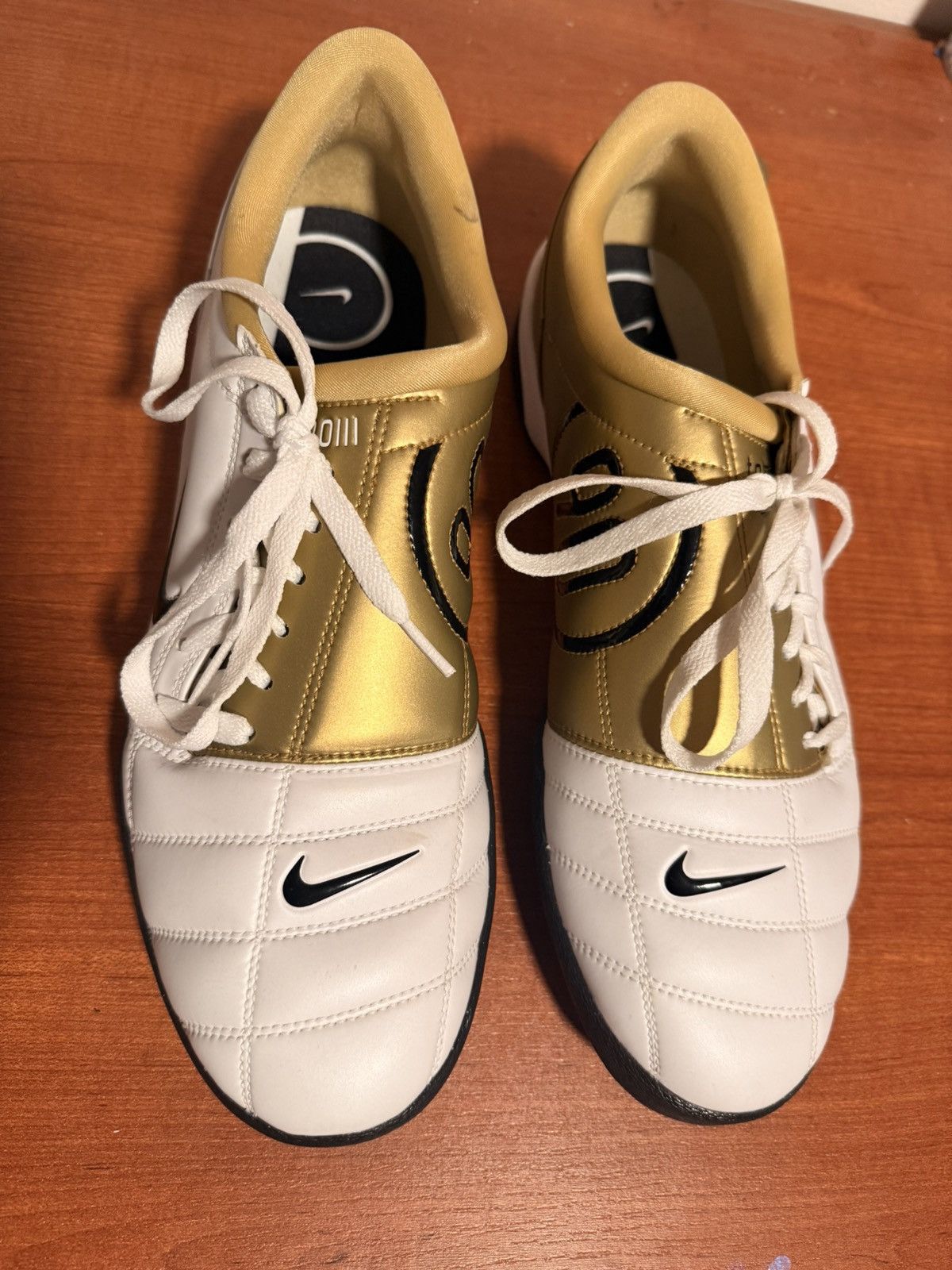 Nike White metallic total 90 Size US 11.5 / EU 44-45 - 3 Thumbnail
