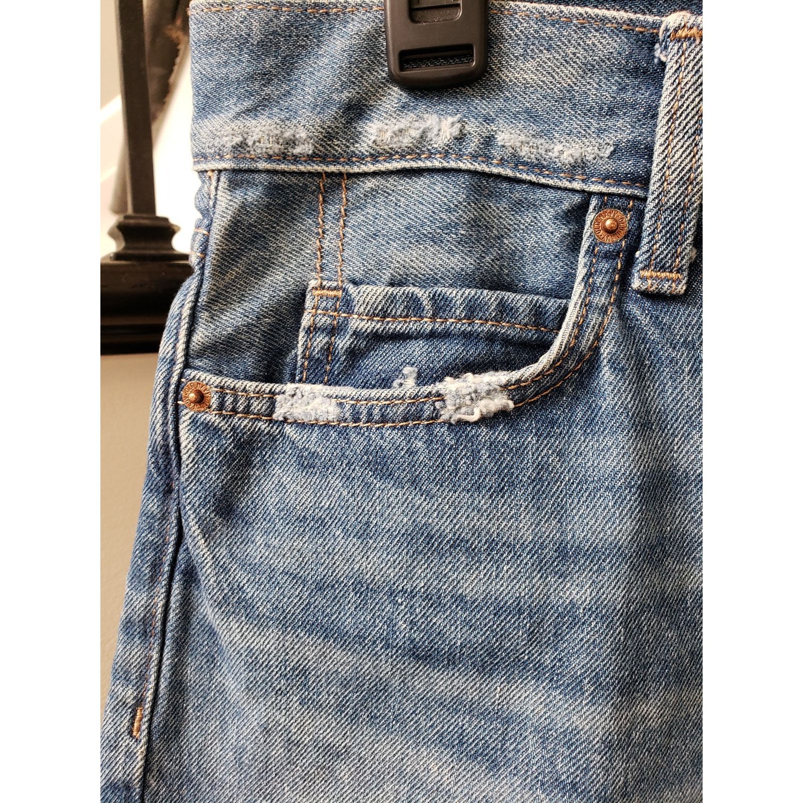 Old Navy Old Navy Cut Off Shorts Women Size 4 Blue High Rise Straight Size 27" / US 4 / IT 40 - 13 Thumbnail