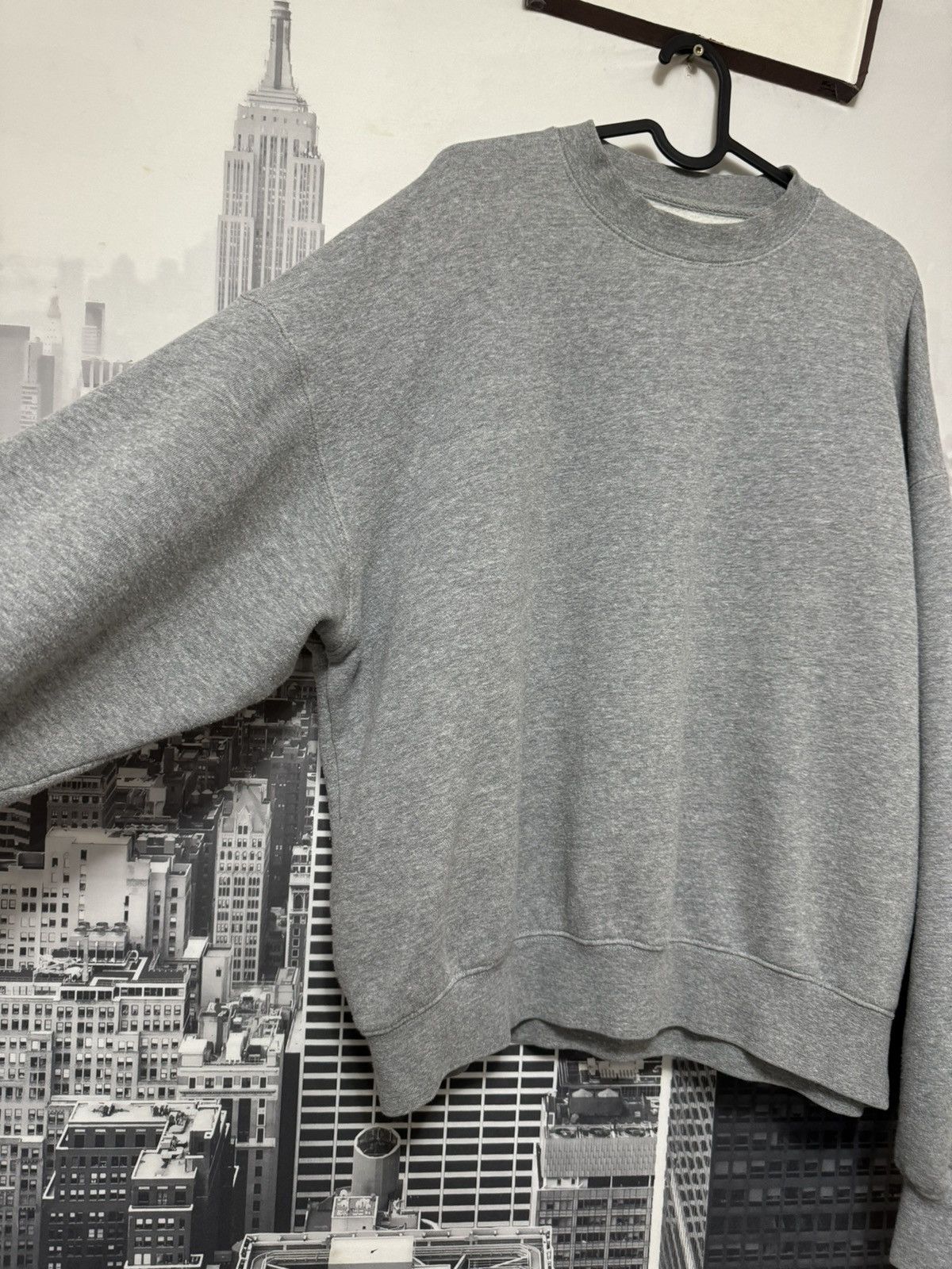 Fear of God OG Fear of God Essentials Graphic Crewneck Grey SZ Small🔥 Size US S / EU 44-46 / 1 - 6 Thumbnail