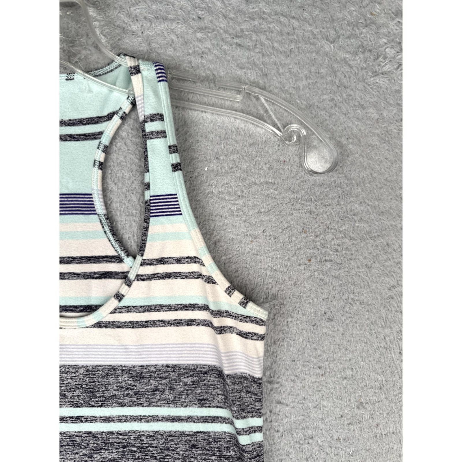 Lululemon Lululemon Tank Top Womens 2 Mint Blue Stripe Cool Racerback Athletic Shirt Tank Sleeveless Camisole Slim Fit Size XS / US 0-2 / IT 36-38 - 2 Thumbnail